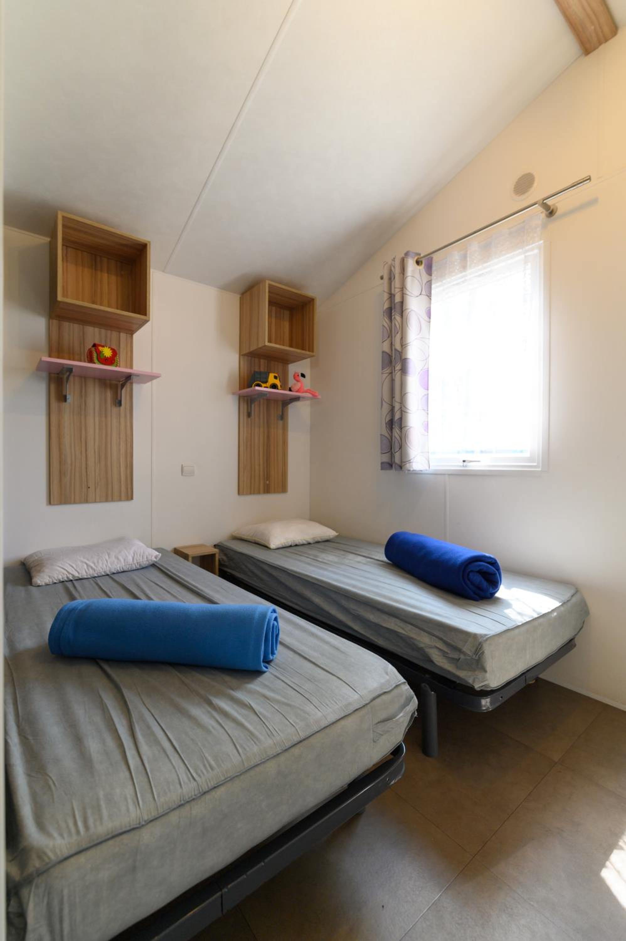 Mobile Home 6 Persons photo 3