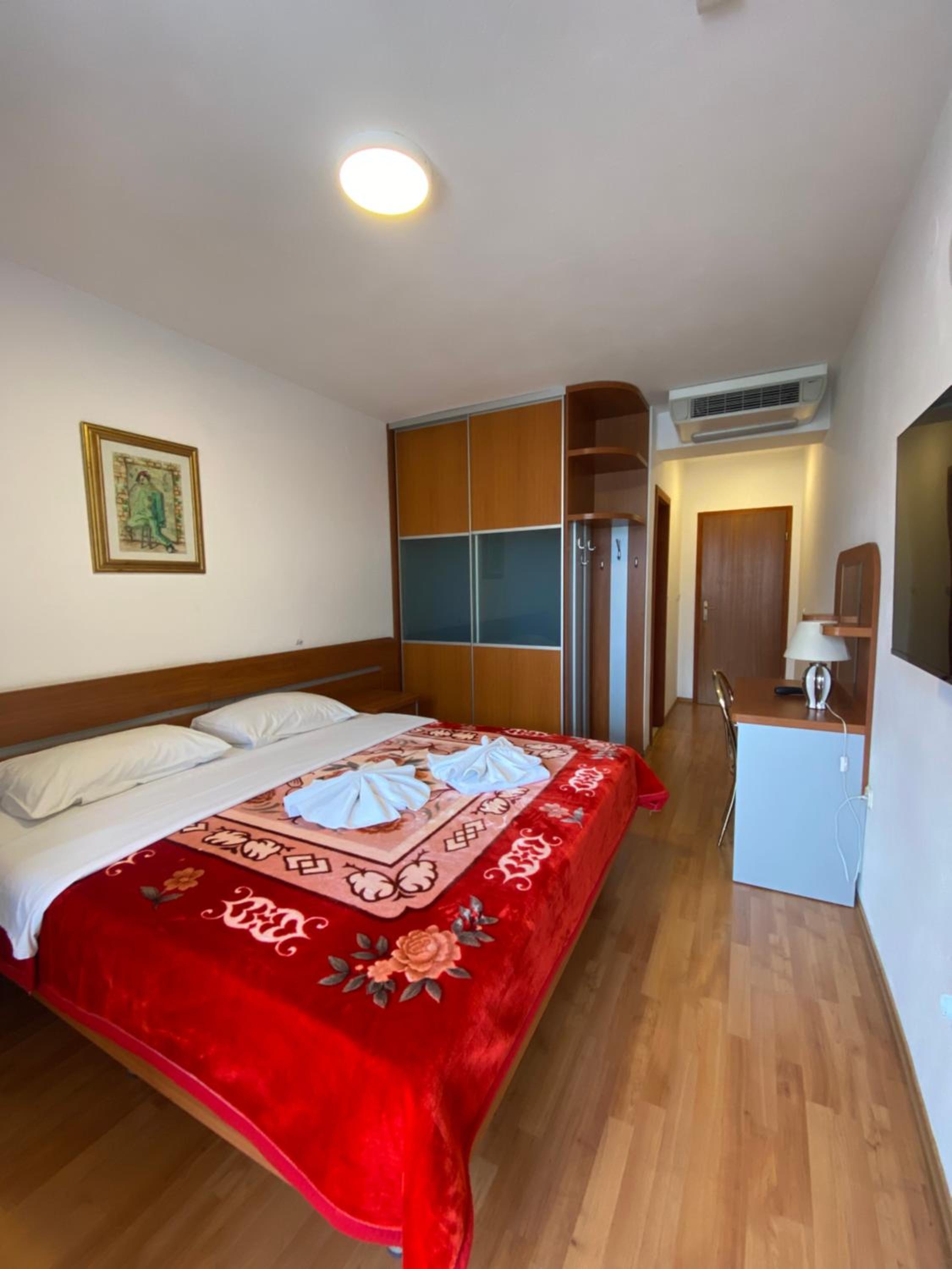 Double Room with Balcony photo 1