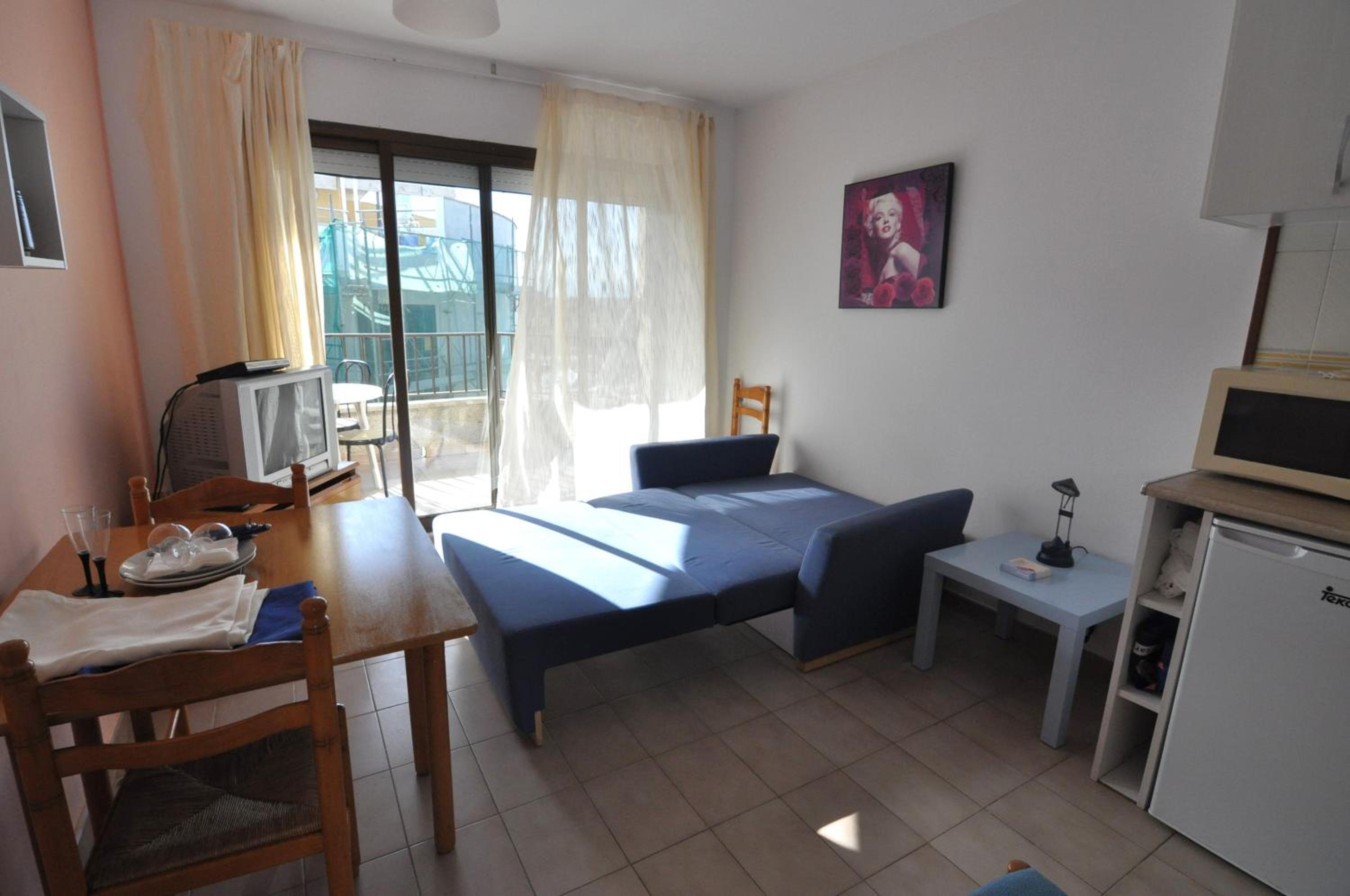 Estudio con terraza