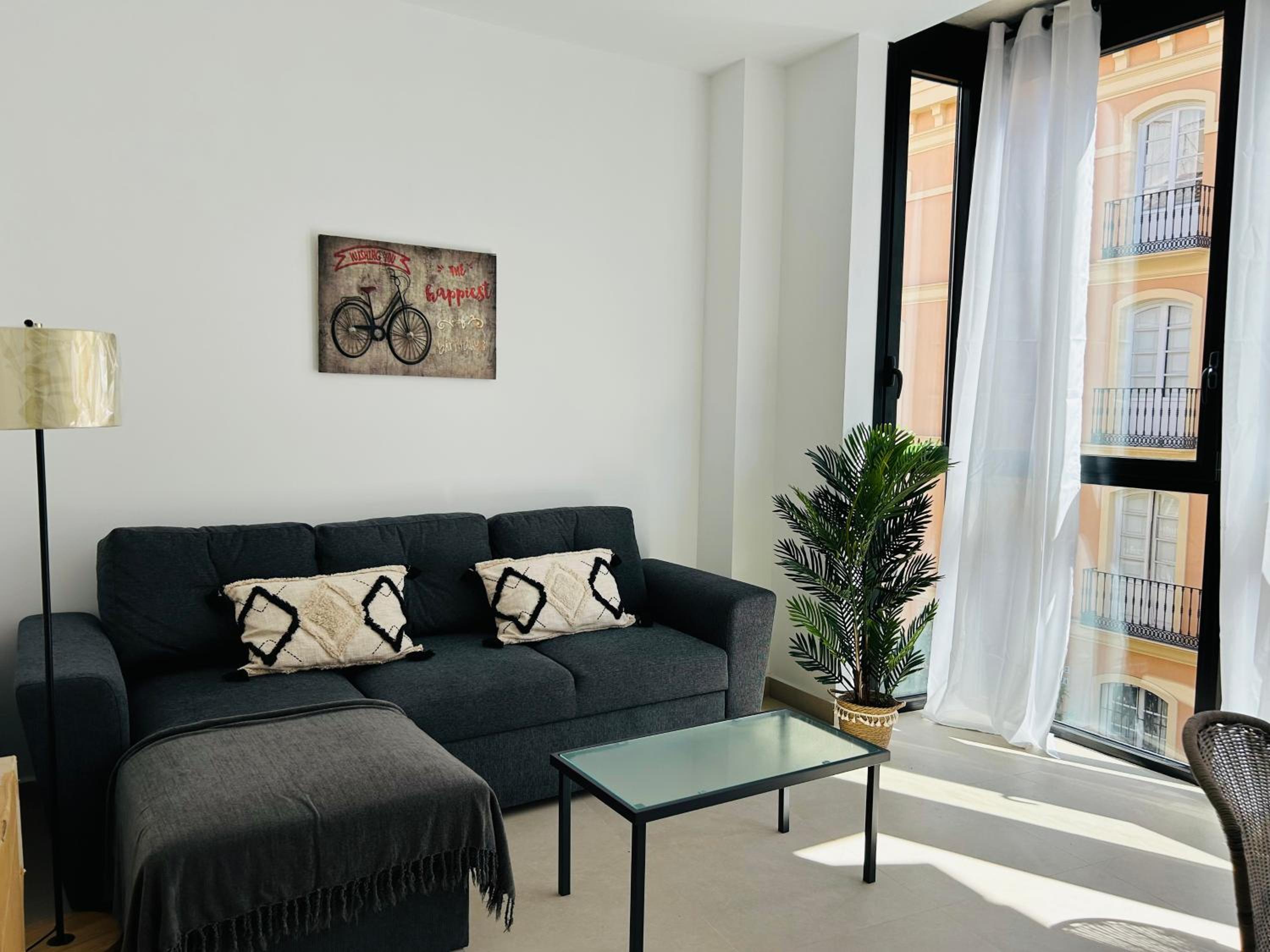 Apartamento de Dos Habitaciones - Segundo Piso