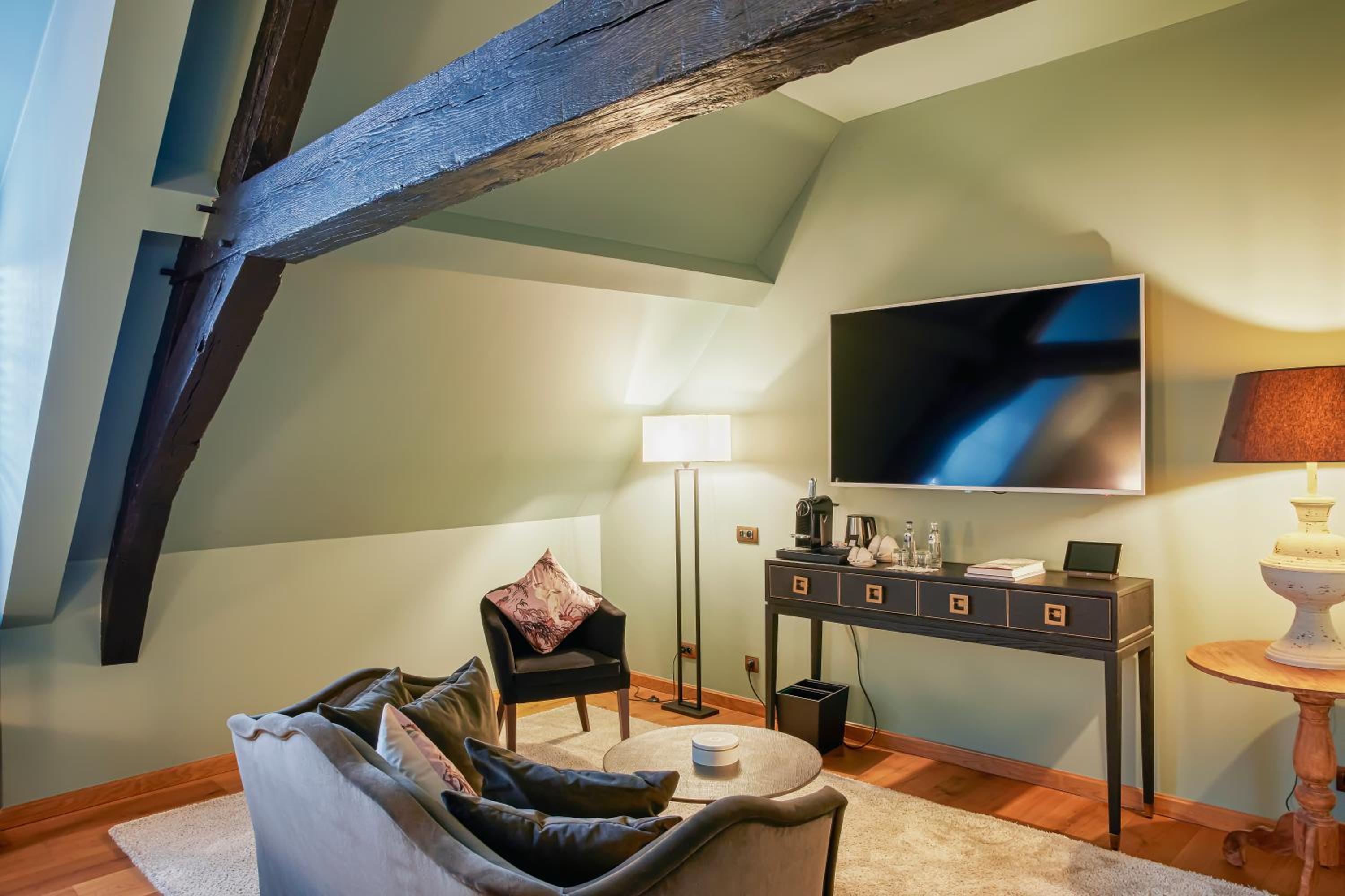 Junior Suite - Photo 17