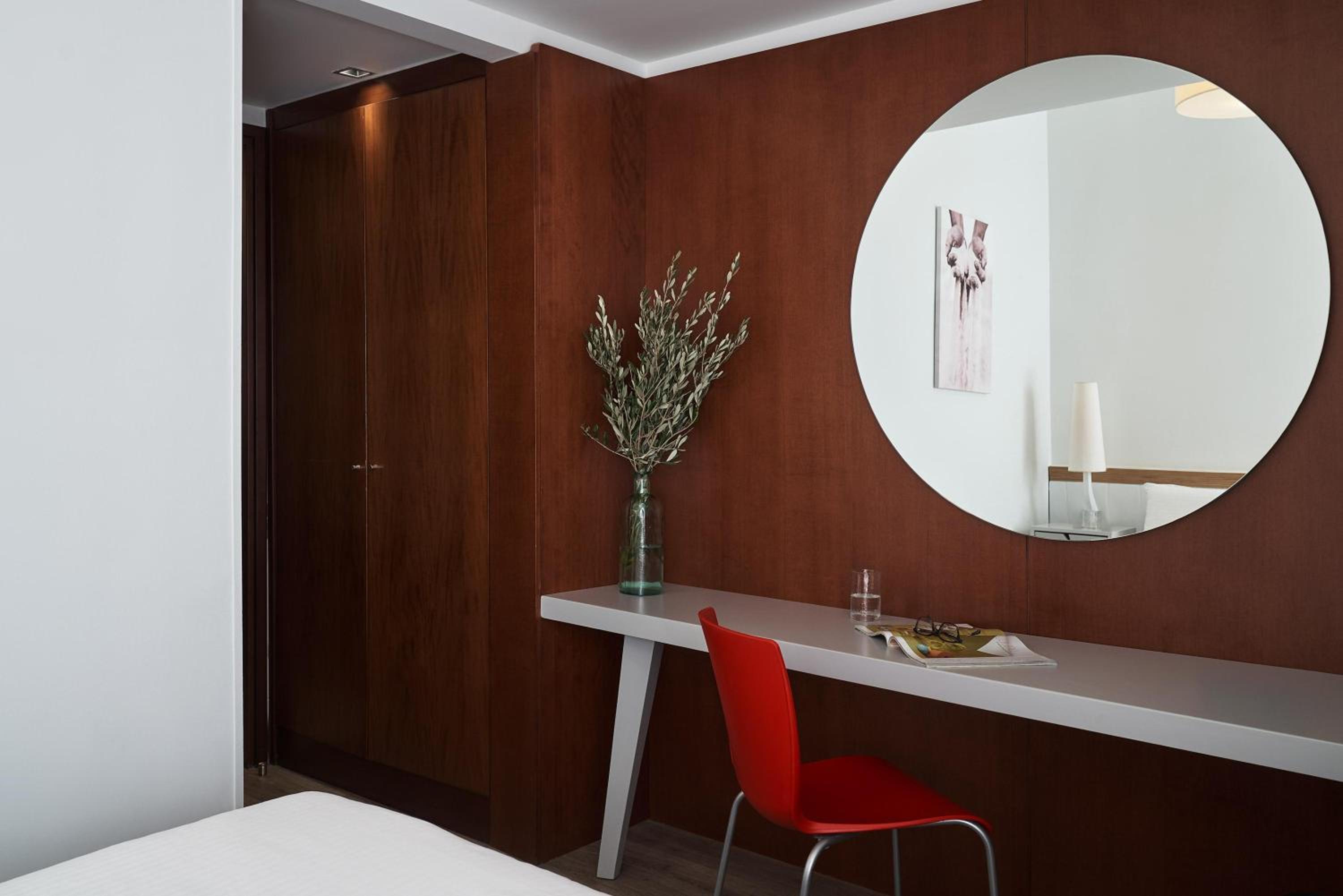 Comfy Room - Photo 1