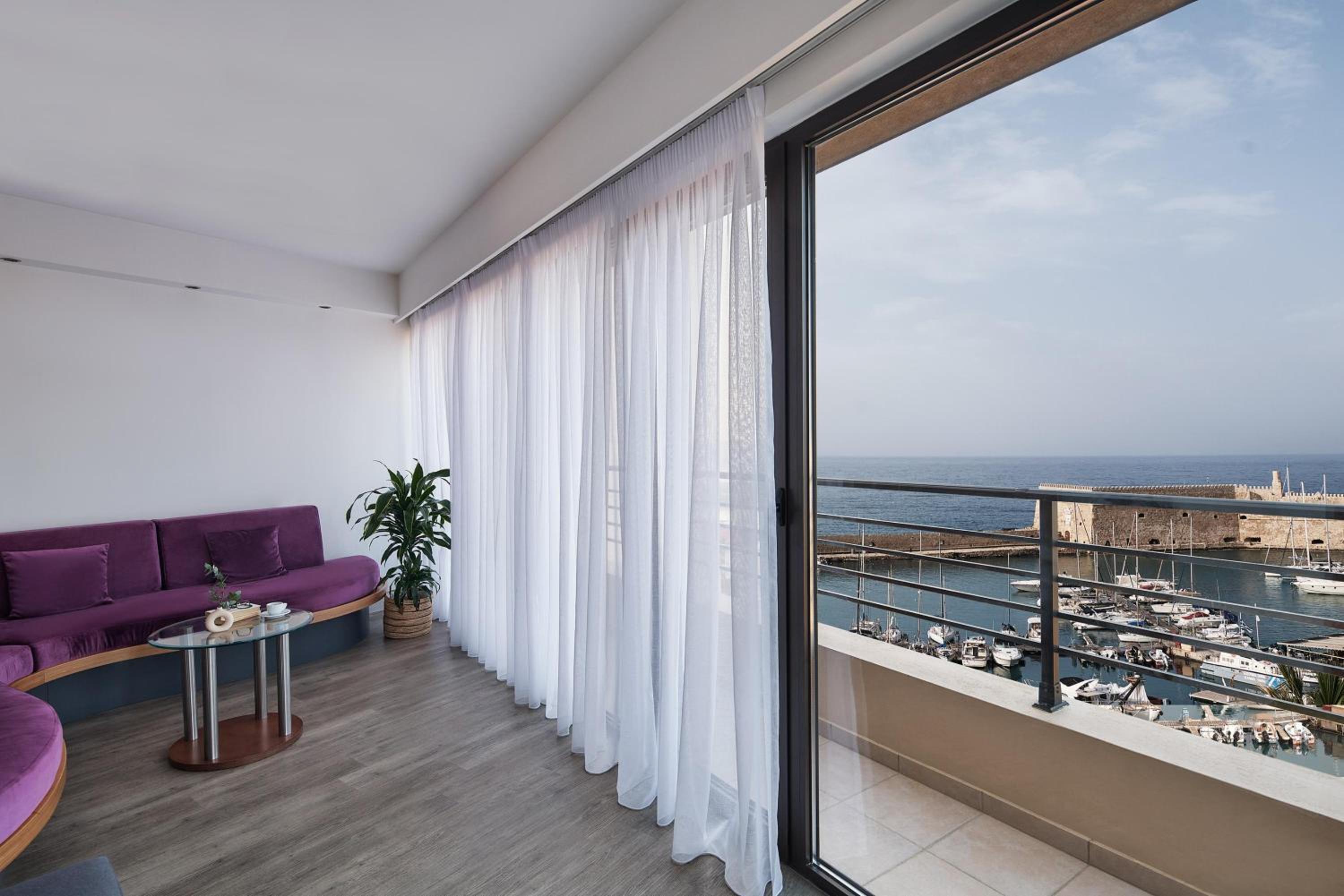 Executive Suite with Sea View - Photo 2