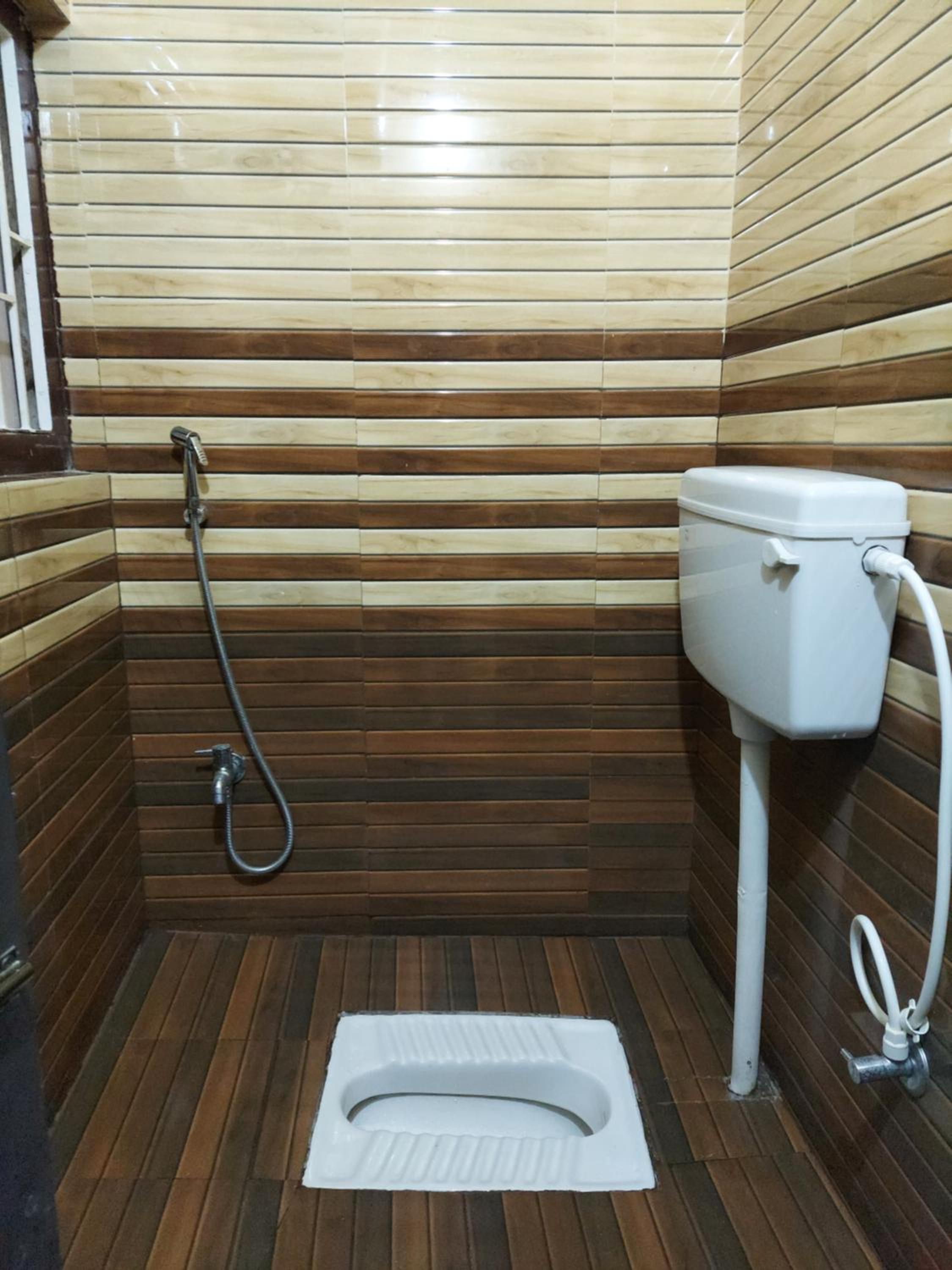Budget Double Room photo 3