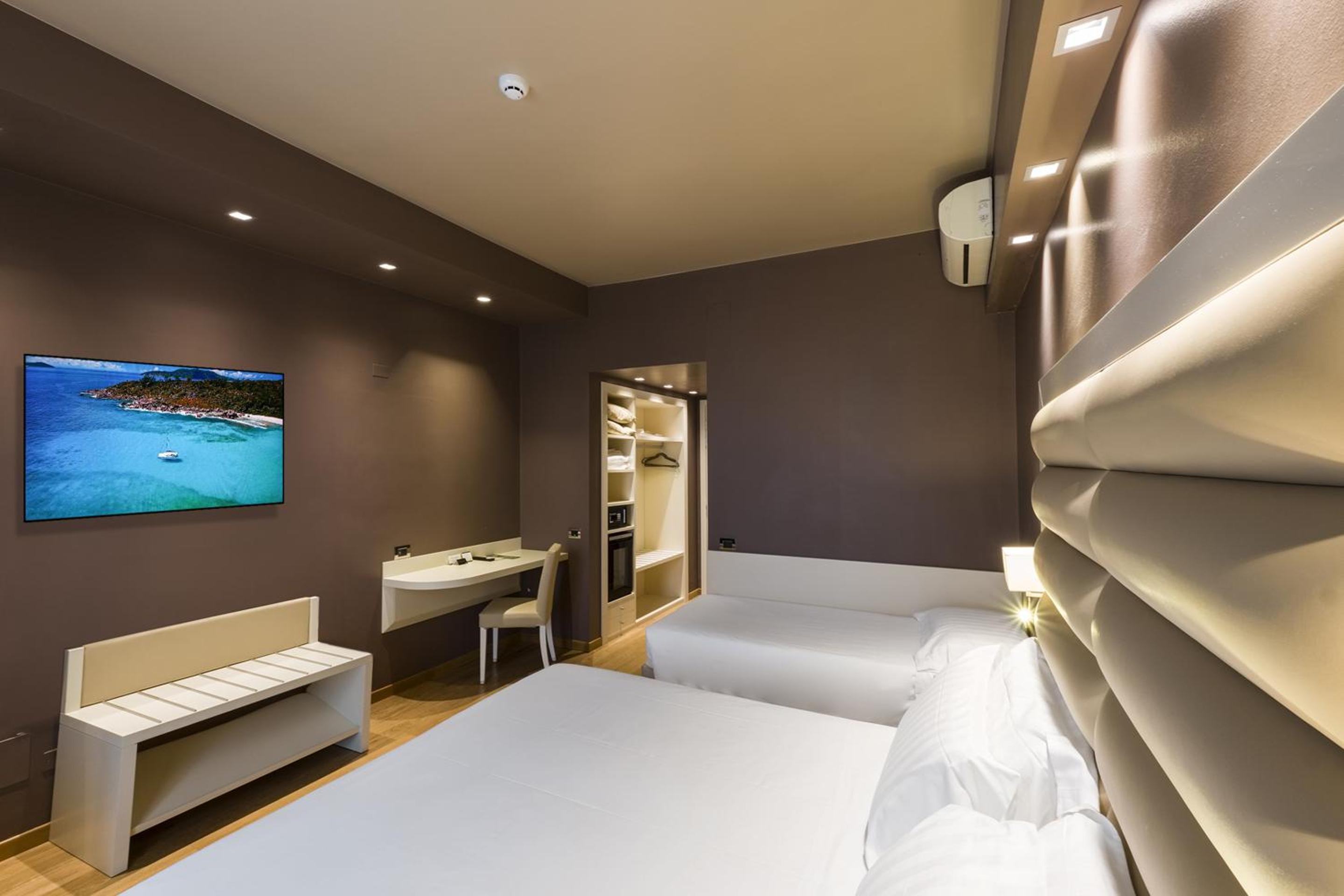 Triple Room - Photo 3
