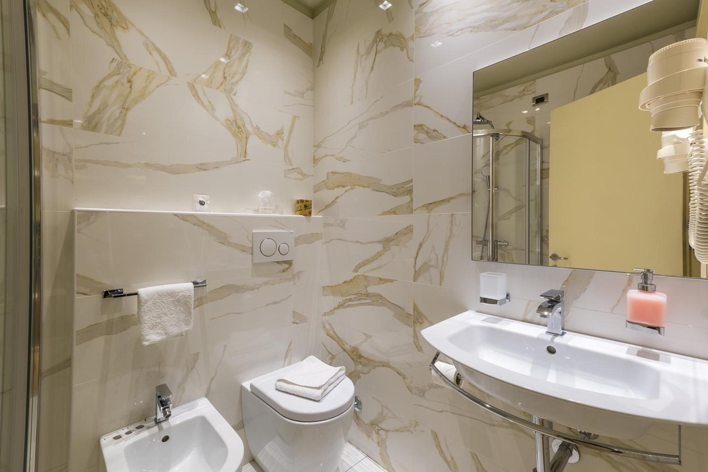 Triple Room - Photo 4