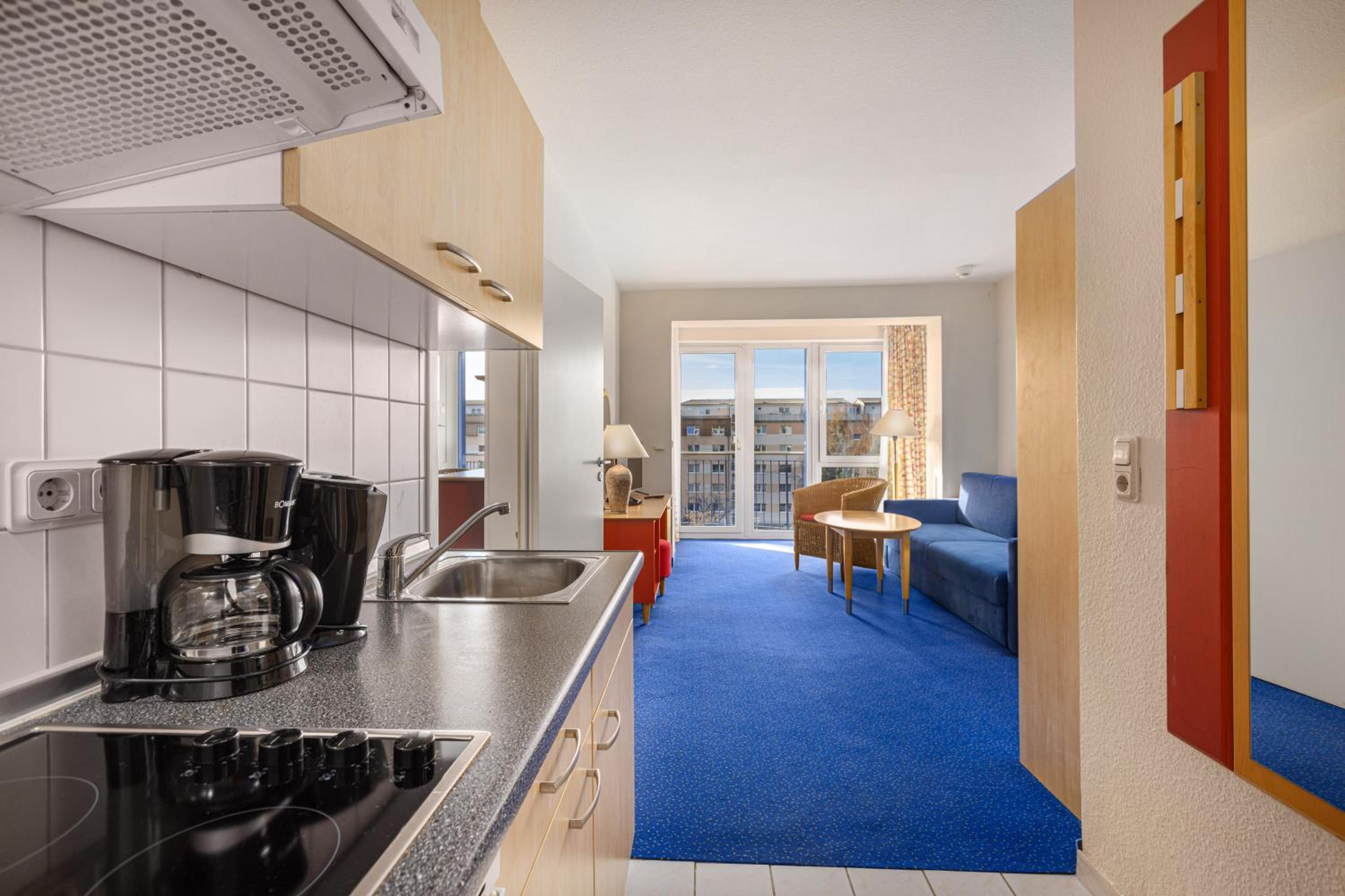One-Bedroom Apartment with Extra Bed - Photo 5