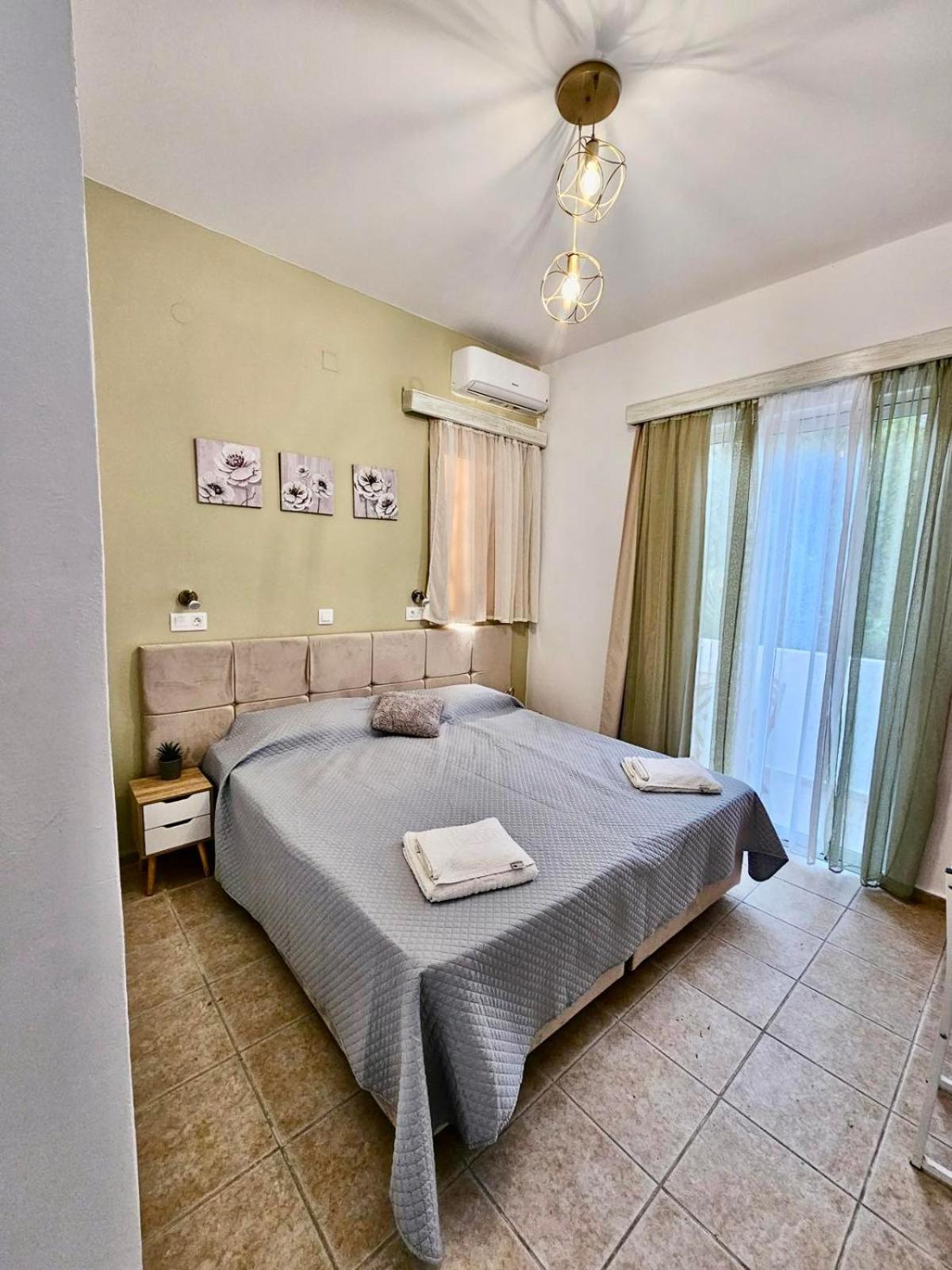 Studio with Balcony