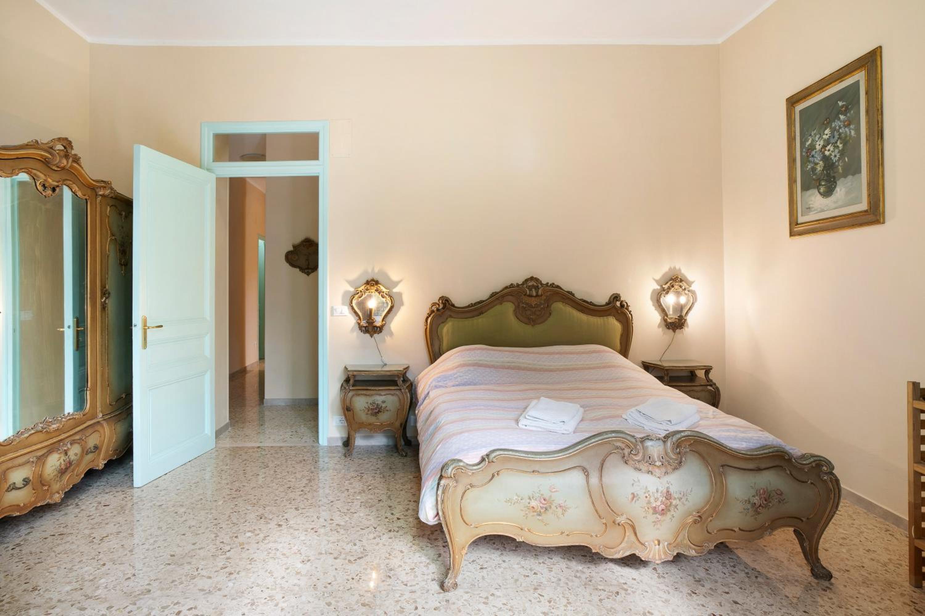 Superior Apartment with City View photo 3