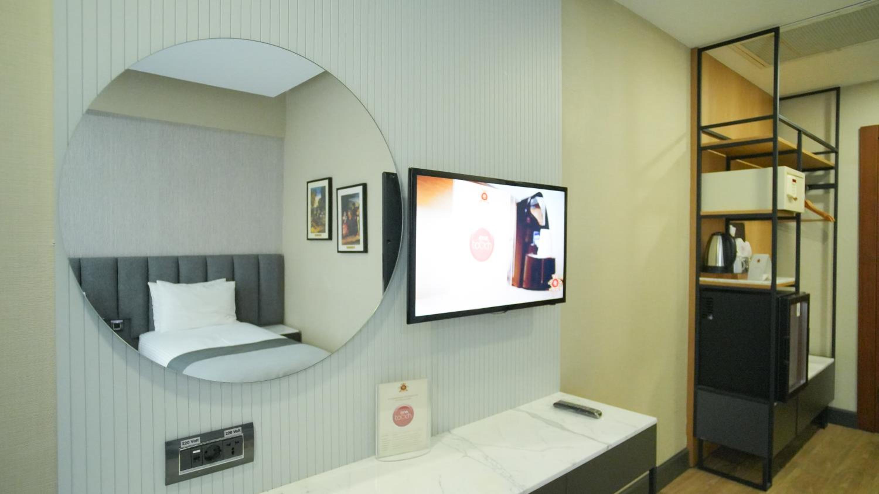 Standard Twin Room photo 3