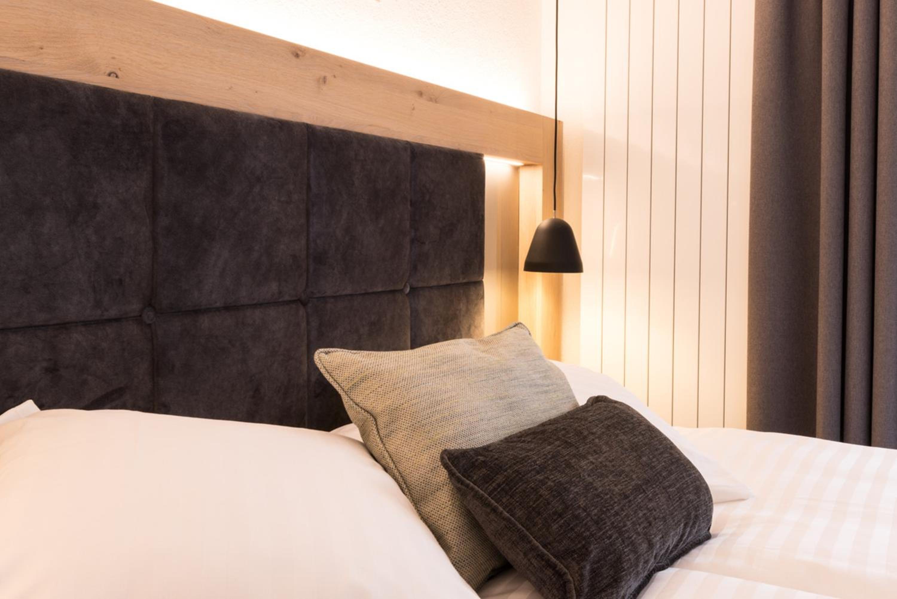 Triple Room with Matterhorn view