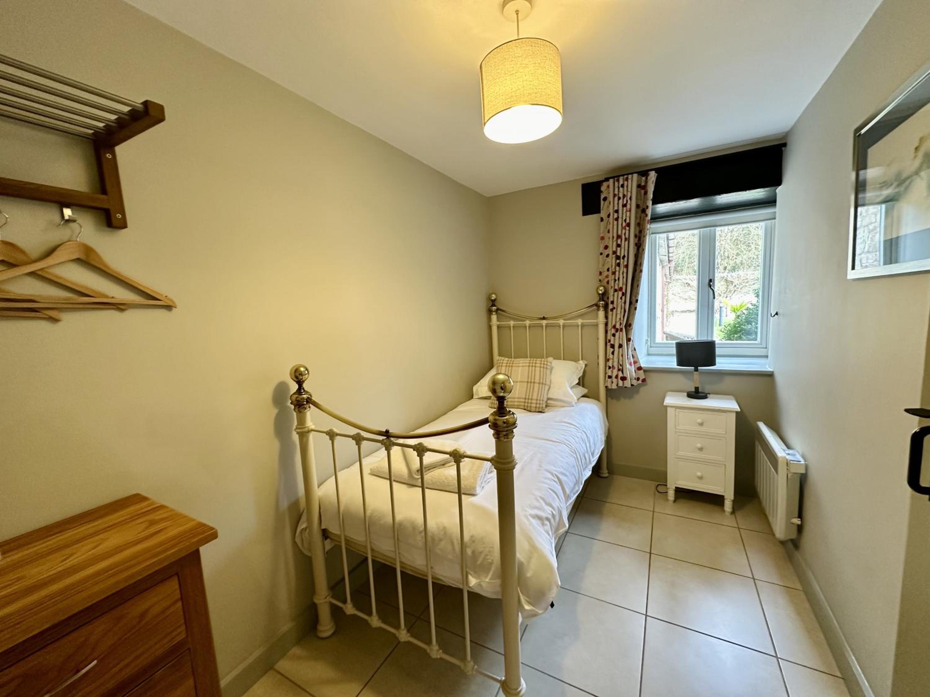 Two-Bedroom House photo 3