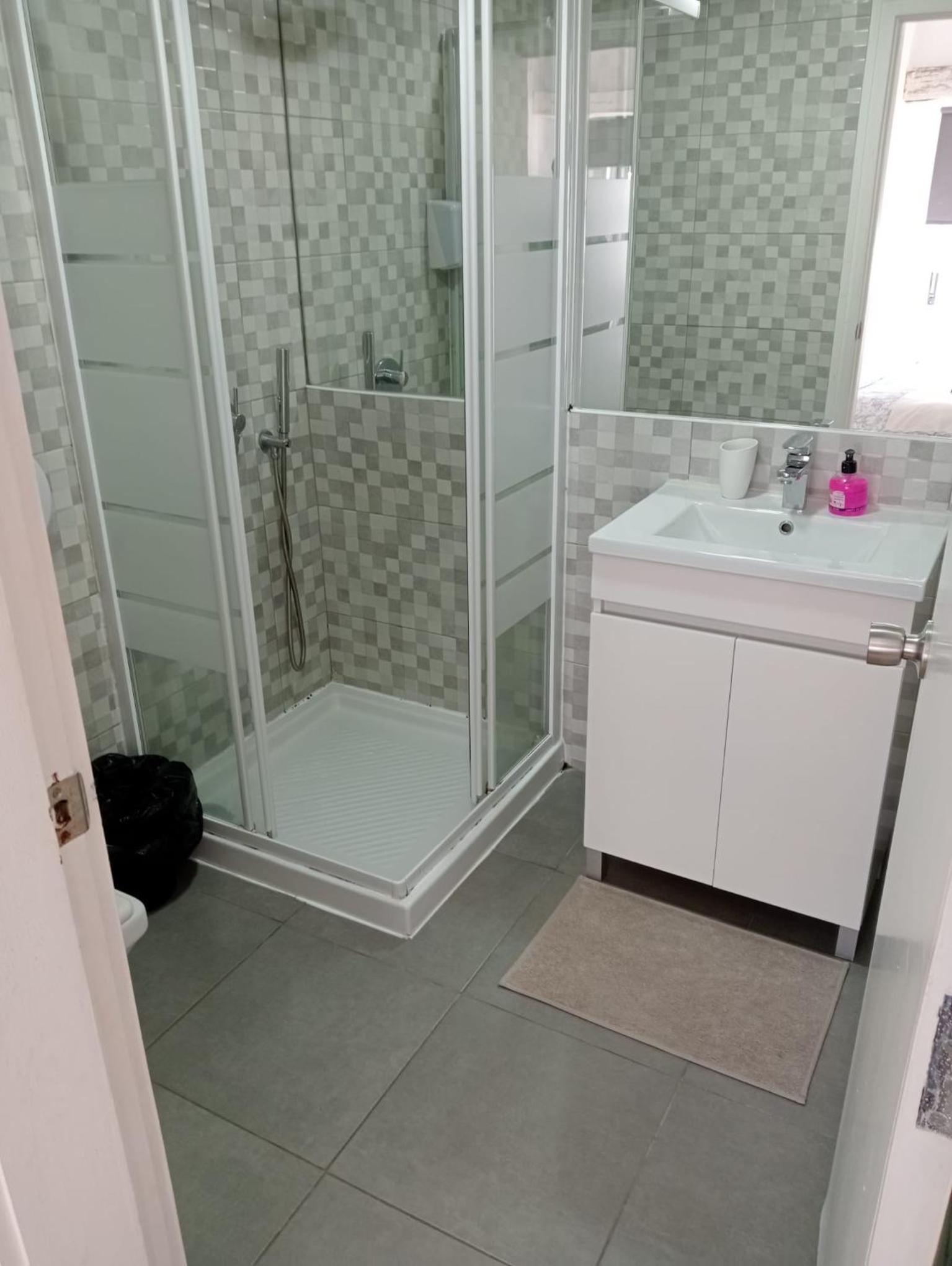 Standard Double Suite - Photo 8