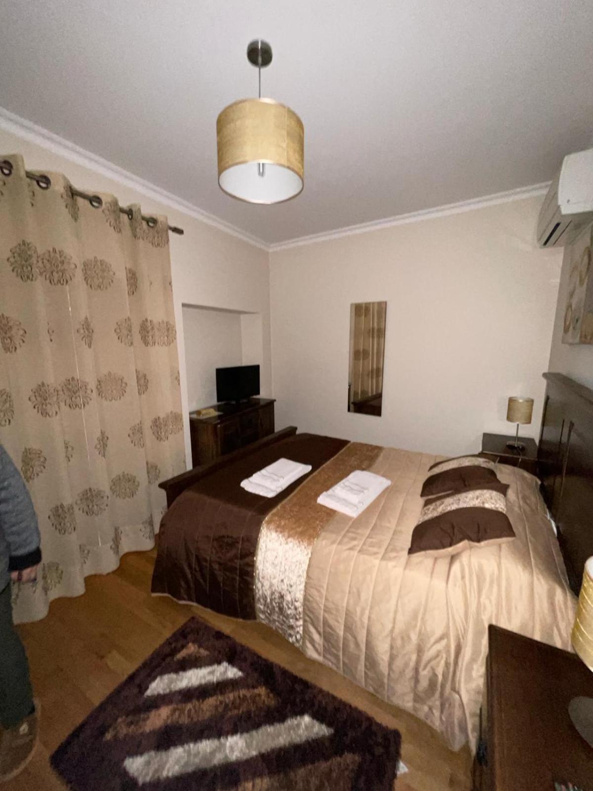 Double Room - Disability Access - Photo 6