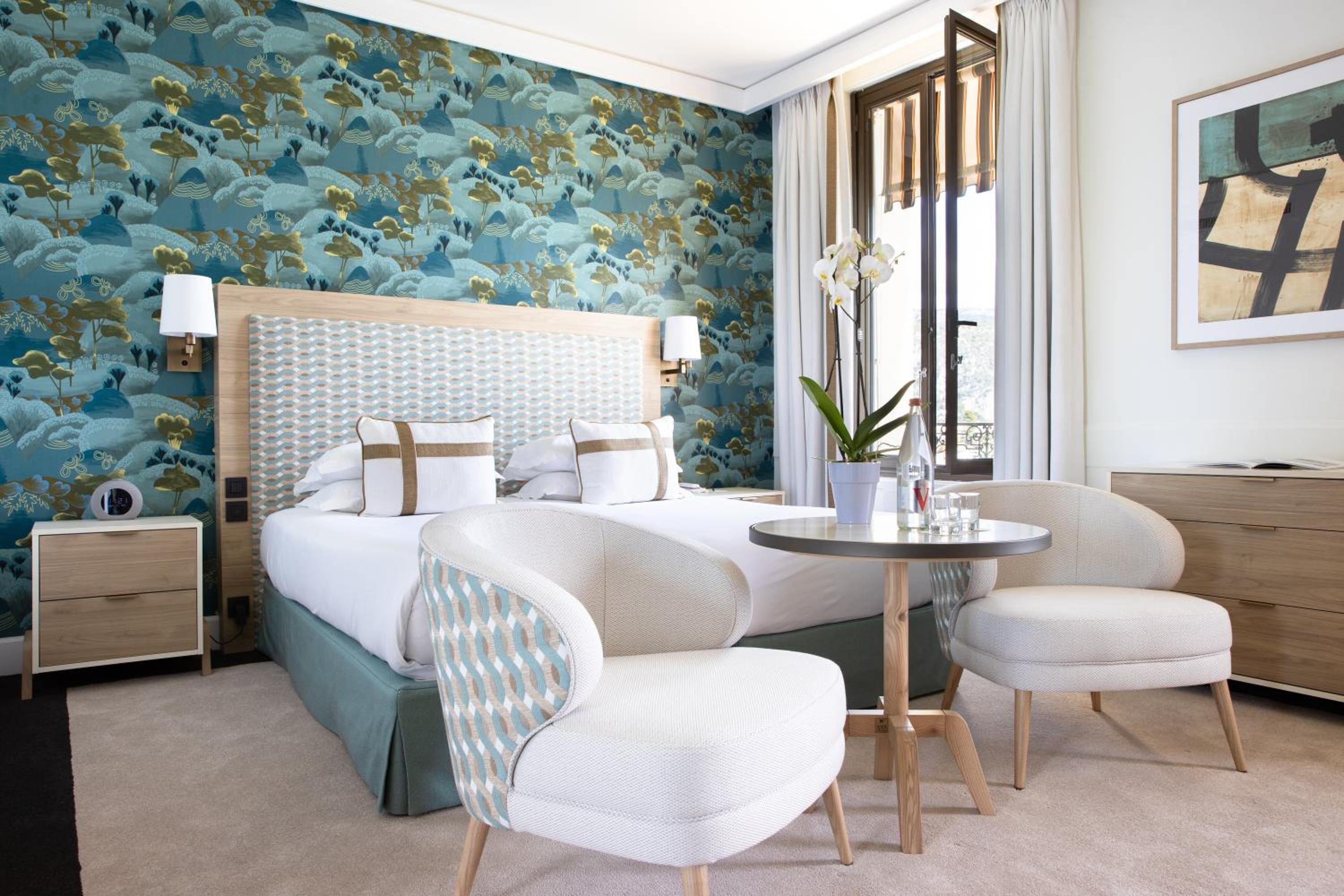 Chambre Double Deluxe – Vue Latérale sur Mer