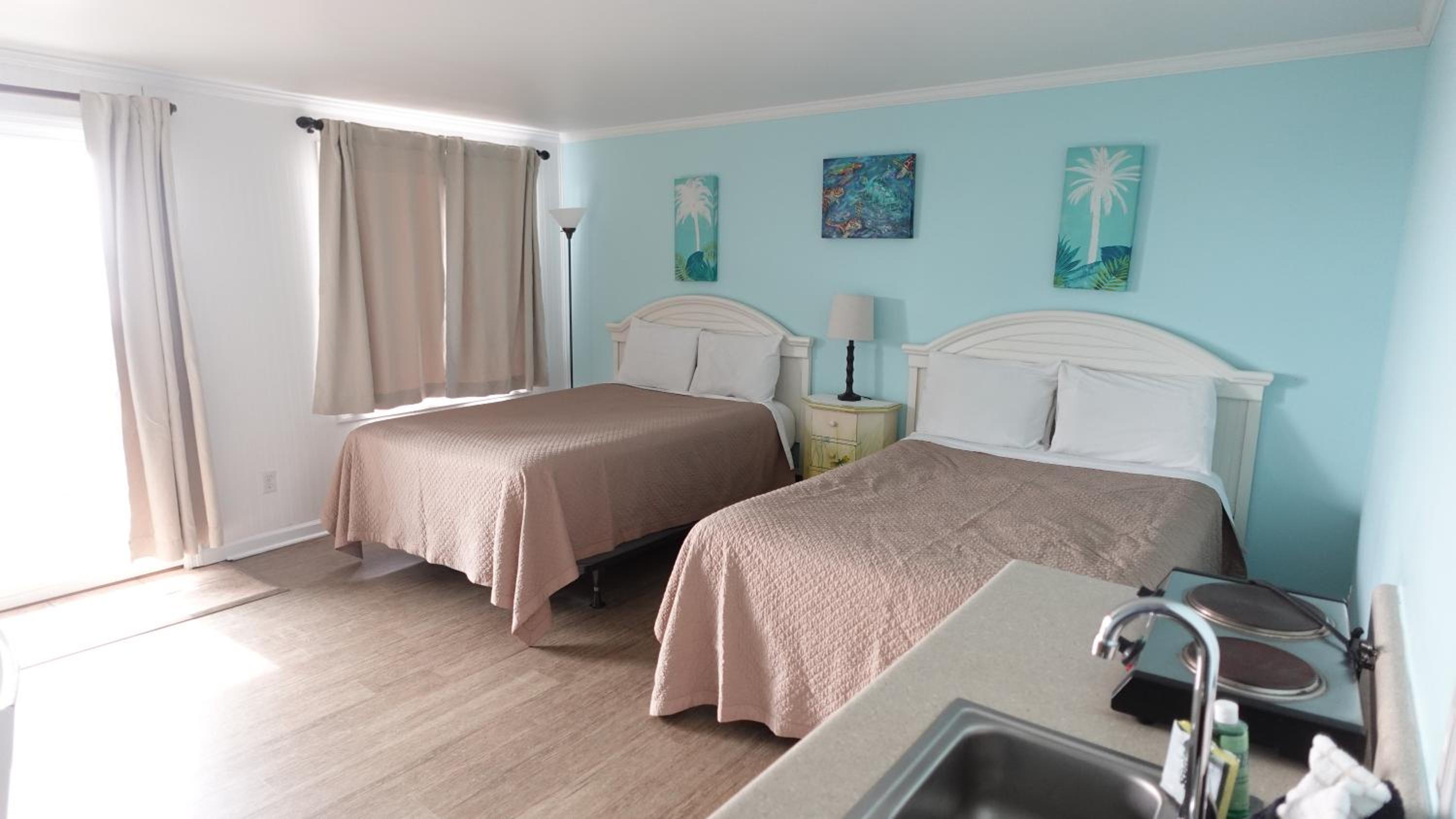 Deluxe Double Room with Balcony and Sea View