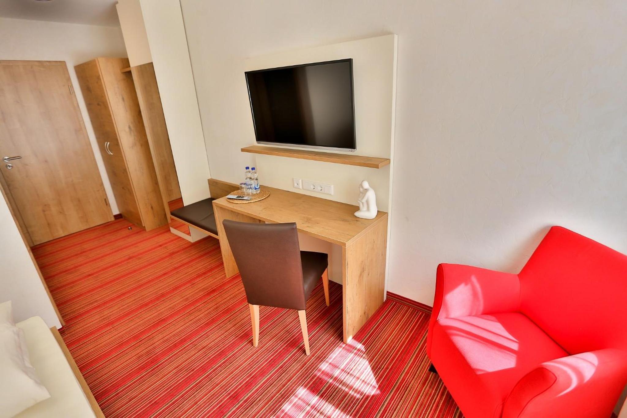 Comfort Plus Double Room - Photo 2