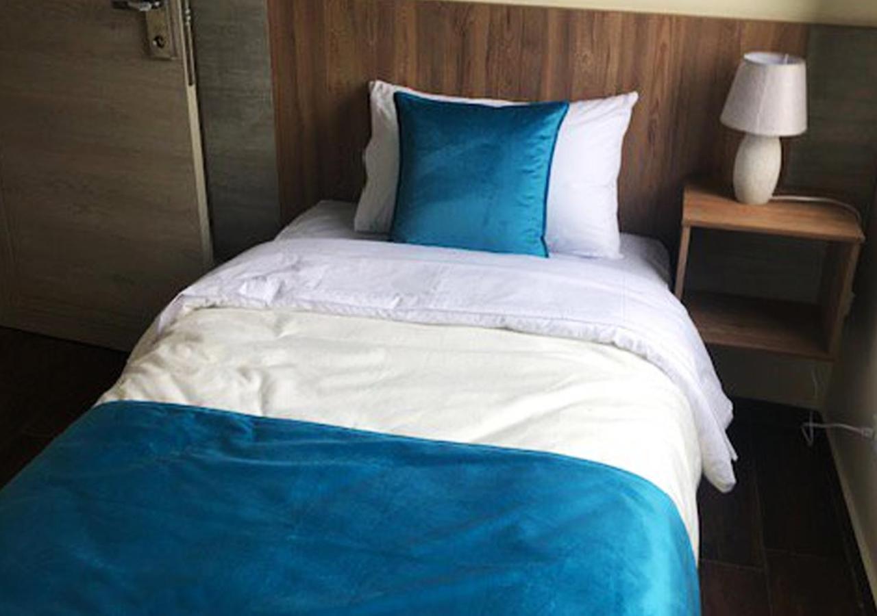 Single Room photo 3