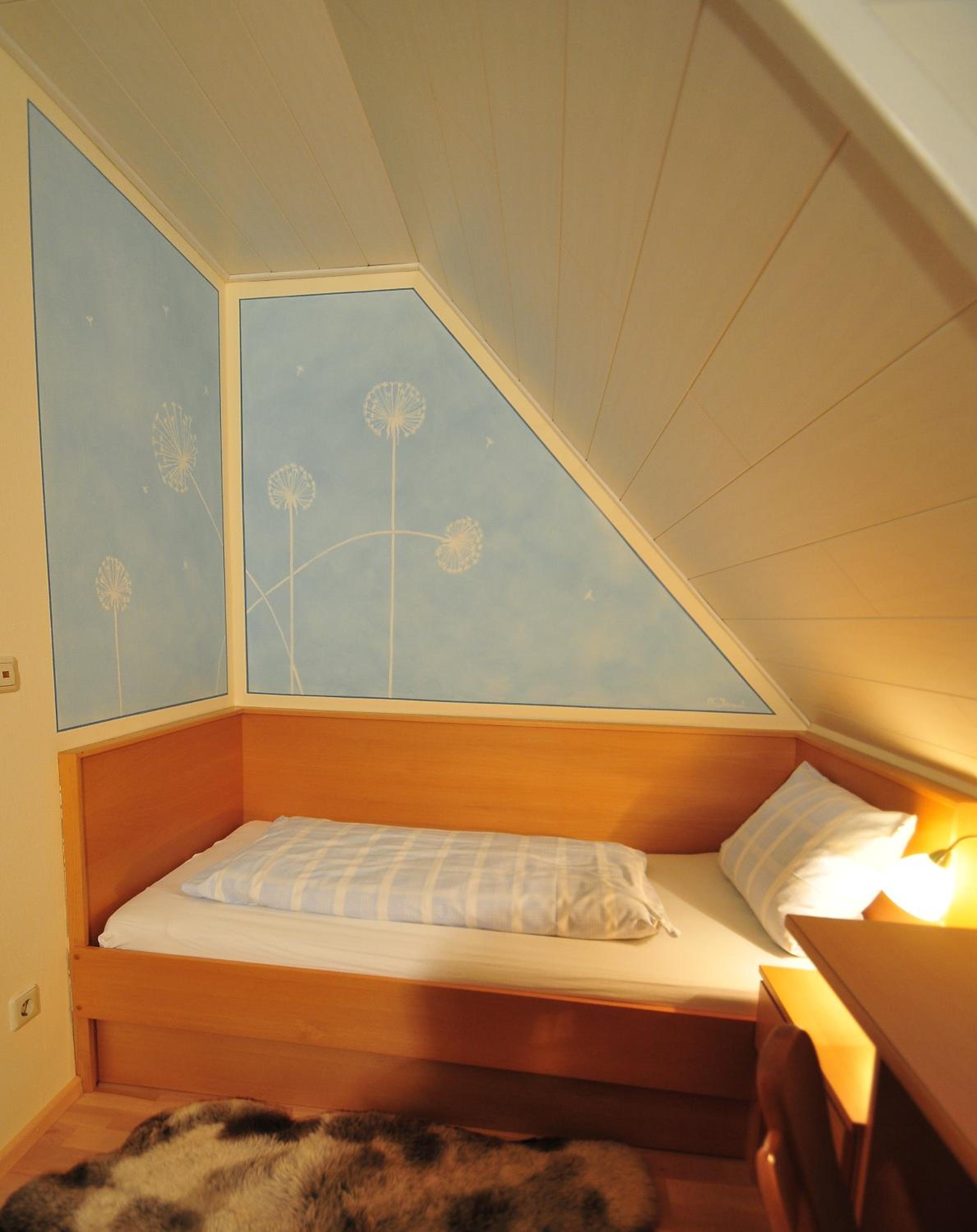 Single Room photo 1