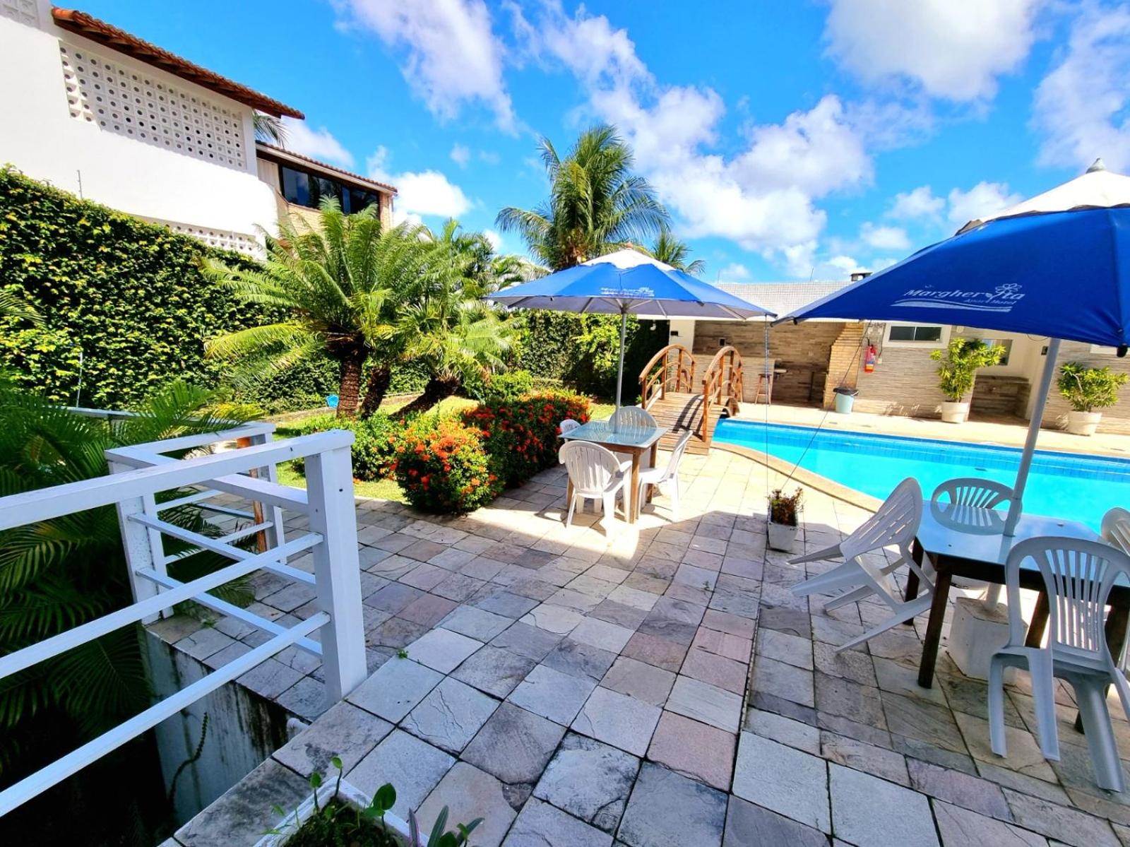 Triple Room with Pool View photo 3