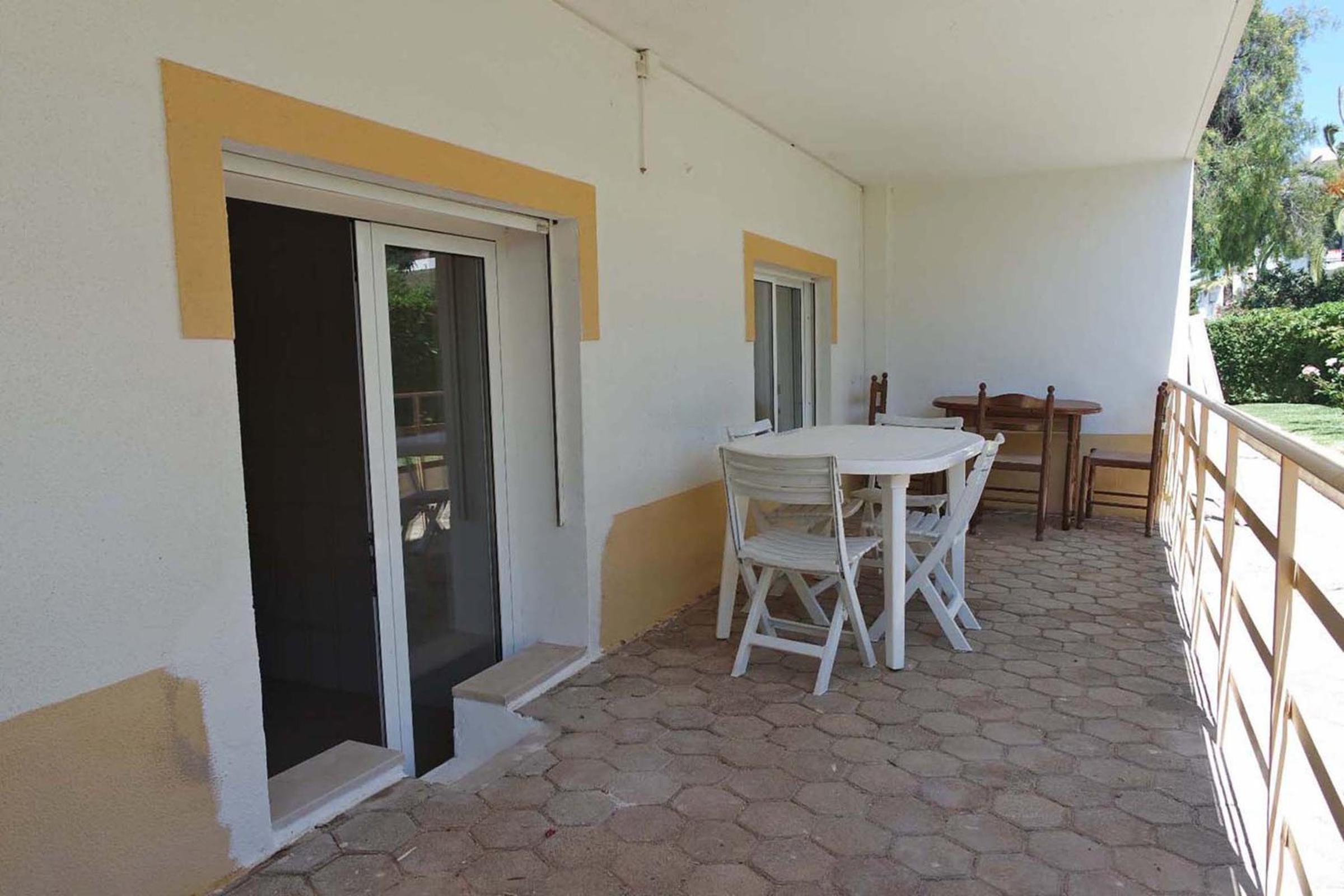 Two-Bedroom Apartment - Photo 25