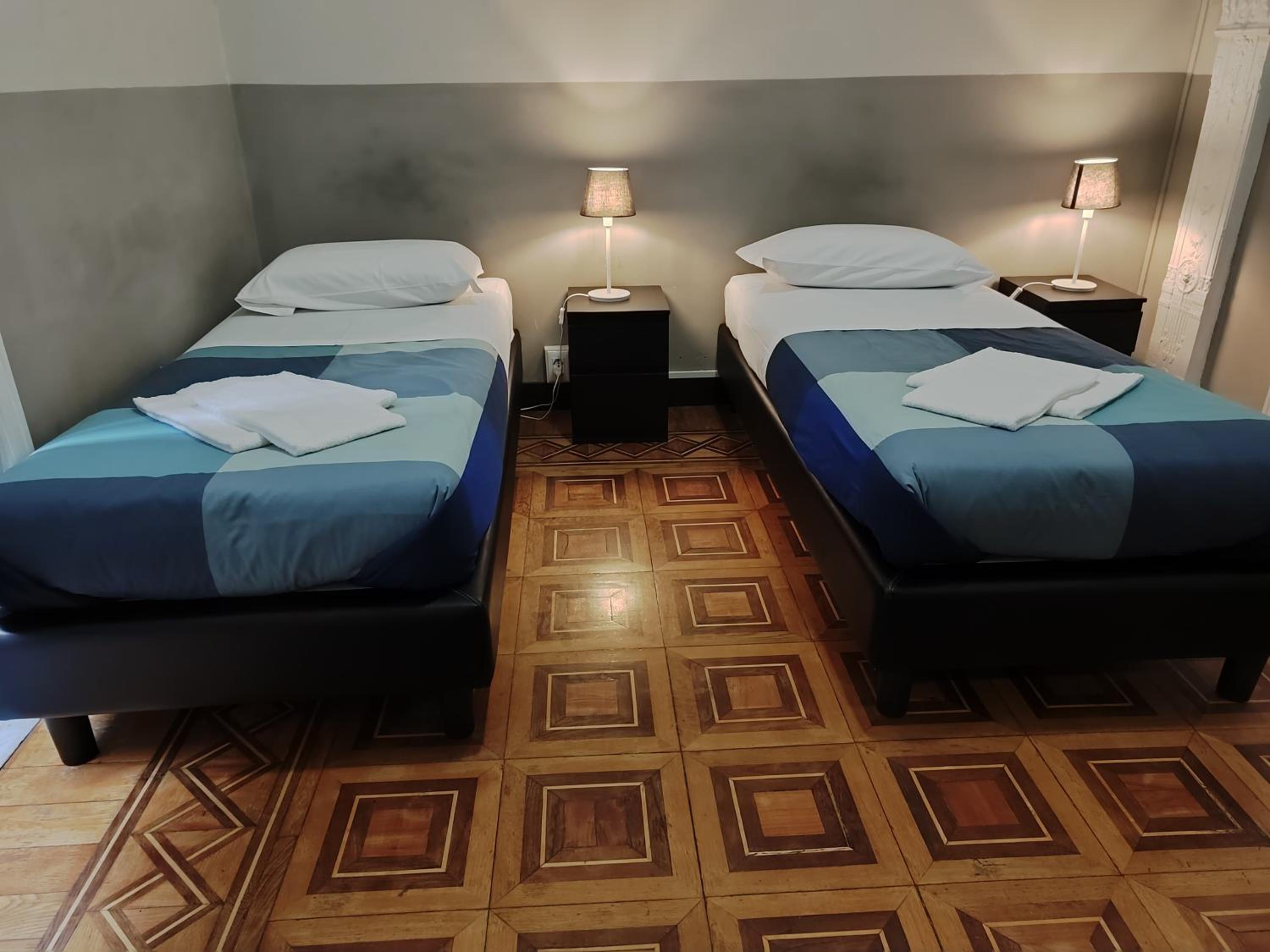 Twin Room with Shared Bathroom photo 1