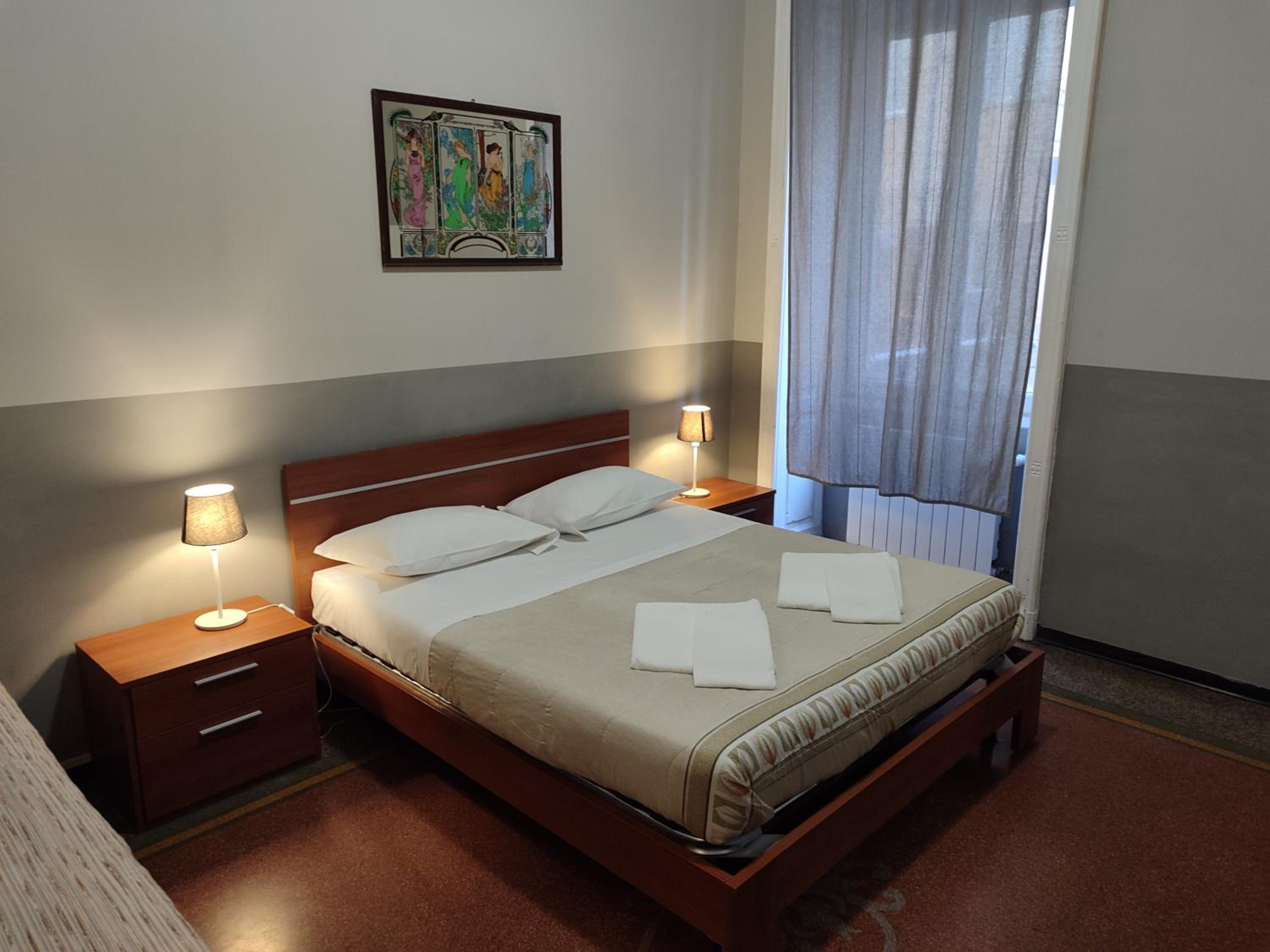 Triple Room with Shared Bathroom photo 3