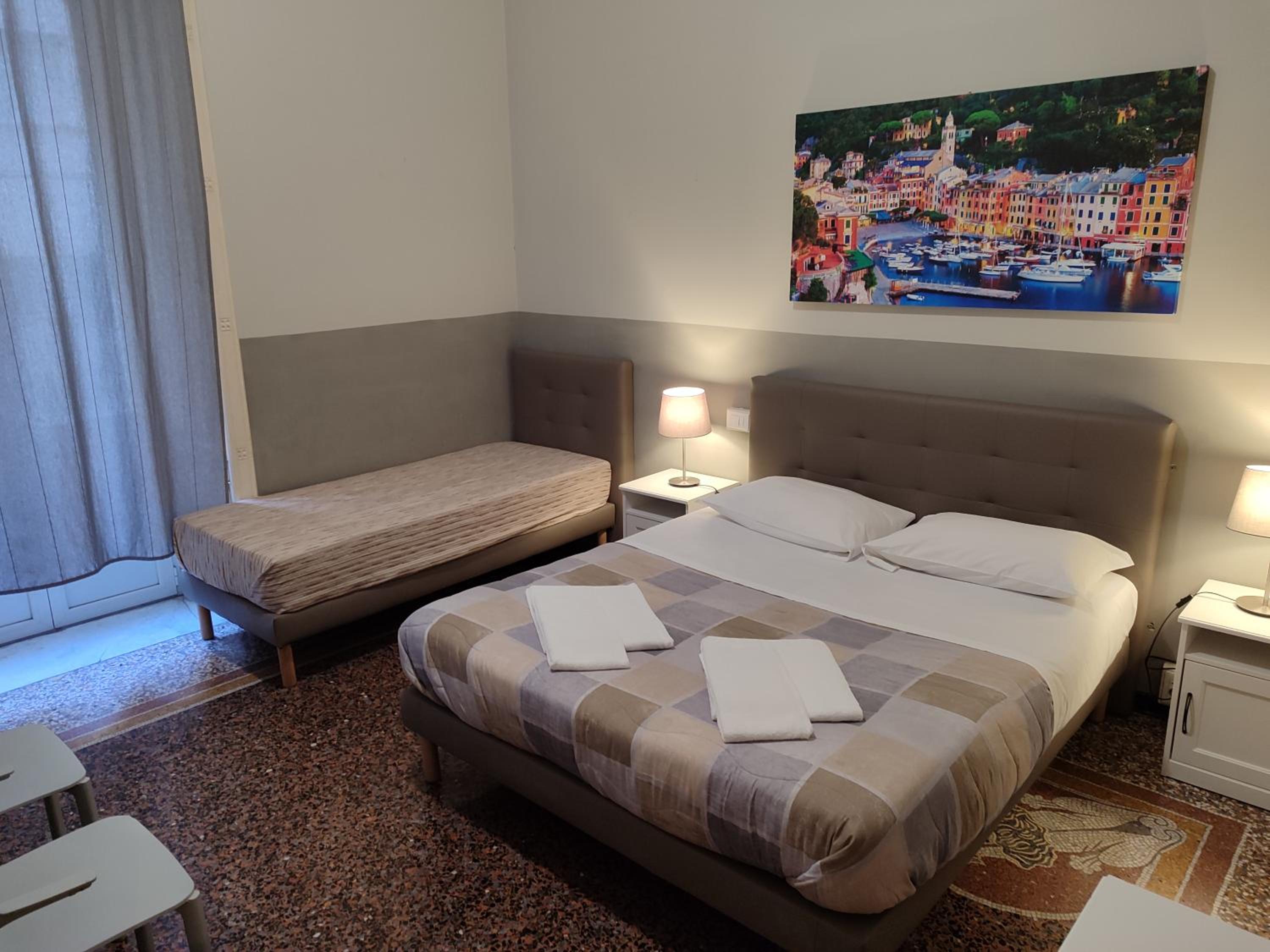 Triple Room with Private Bathroom photo 2