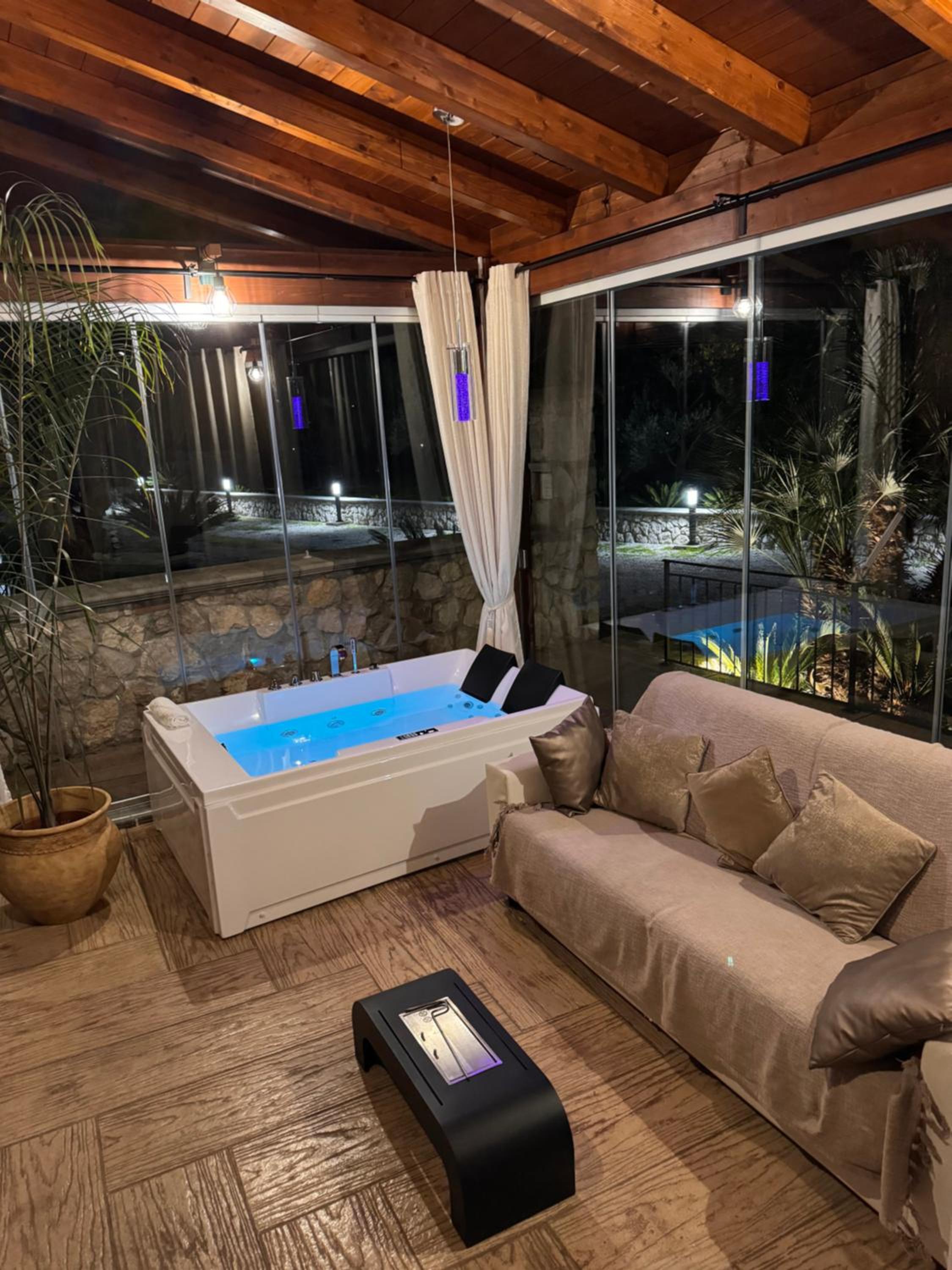 Superior Chalet