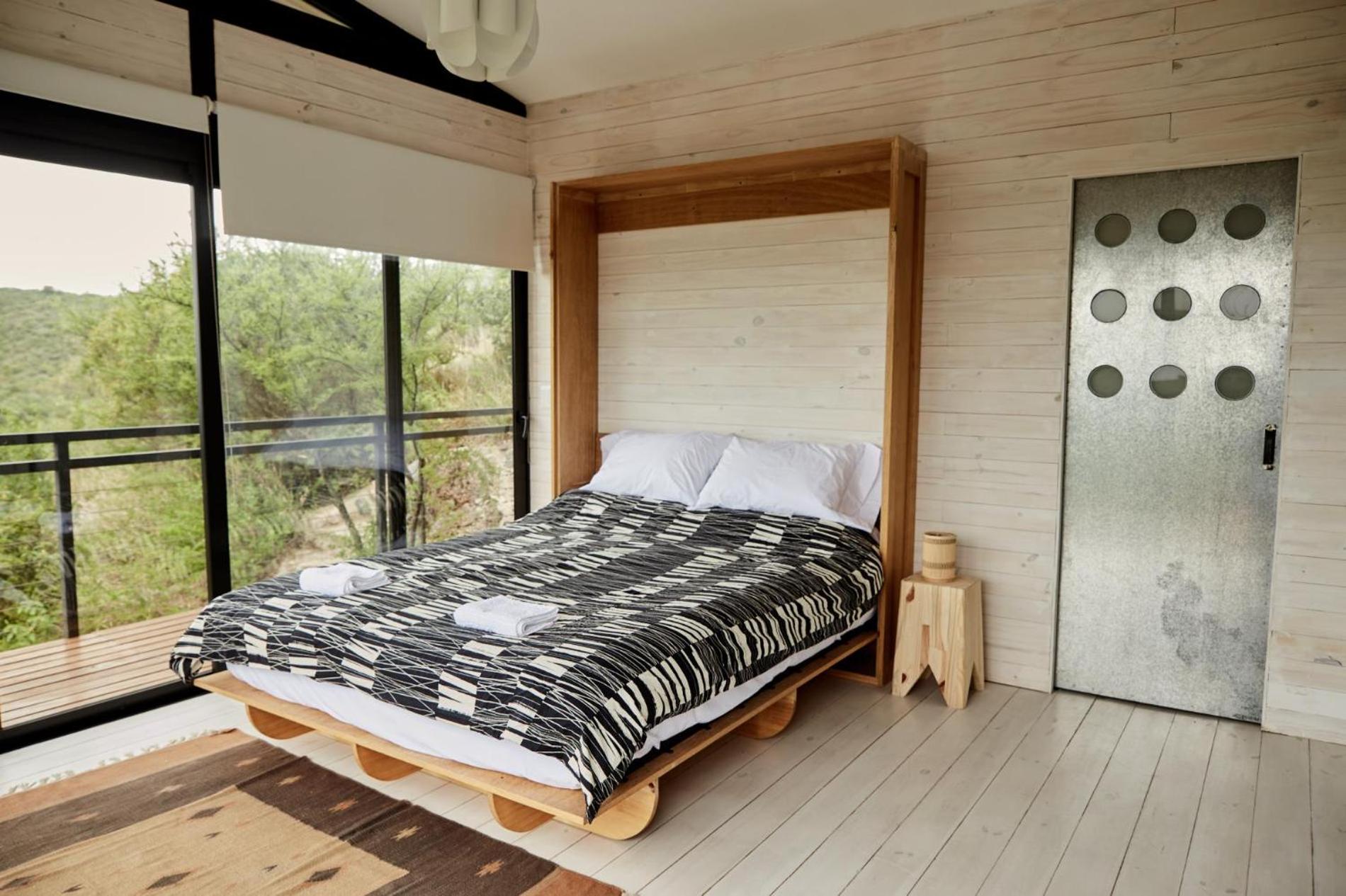 Studio Apartment photo 1