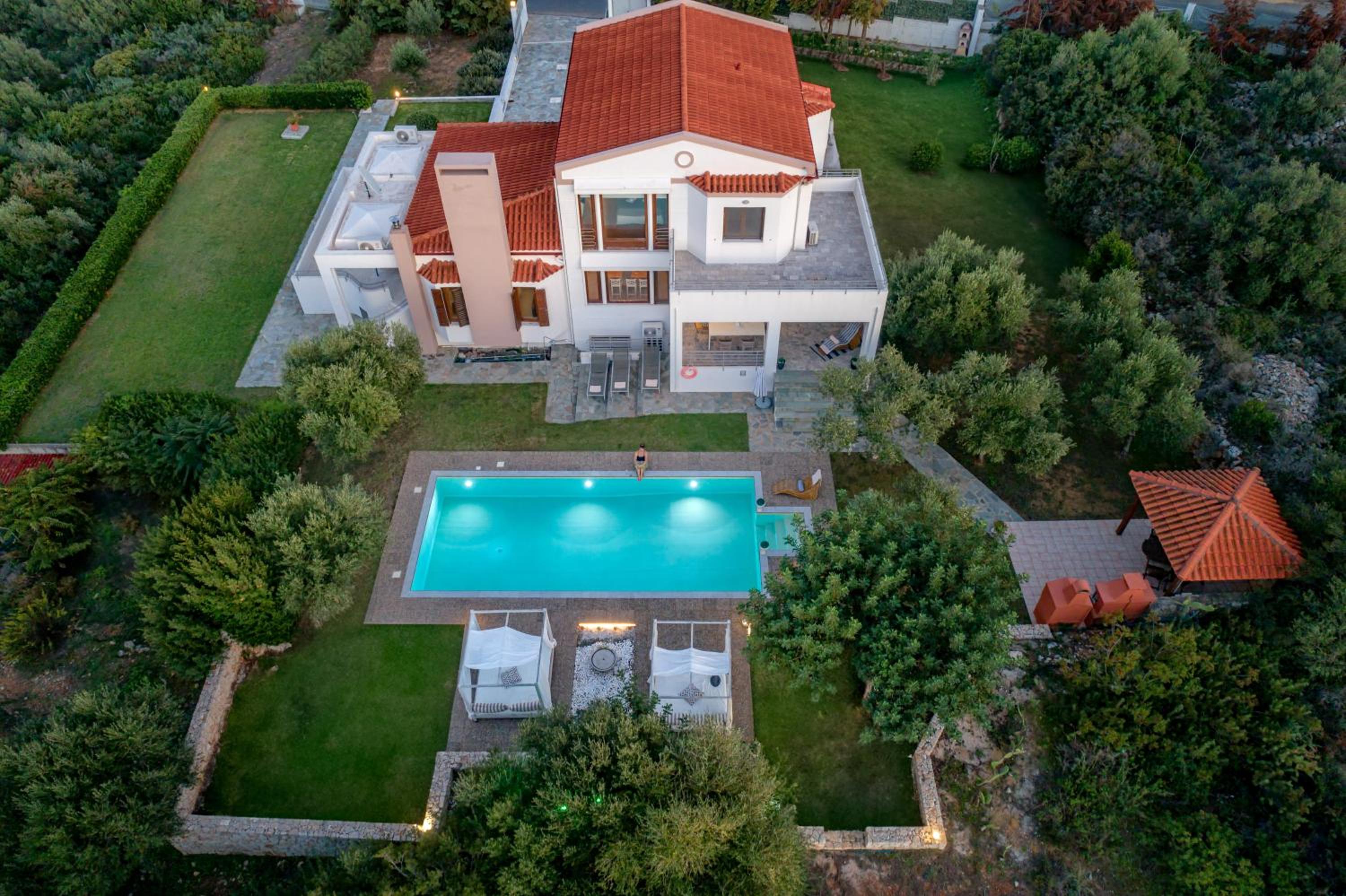Villa photo 3