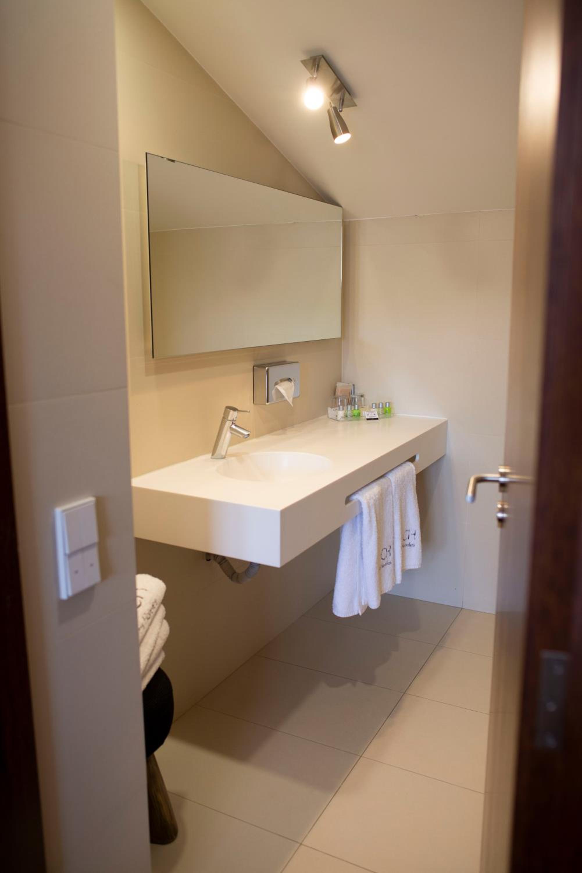Duplex Suite - Photo 5