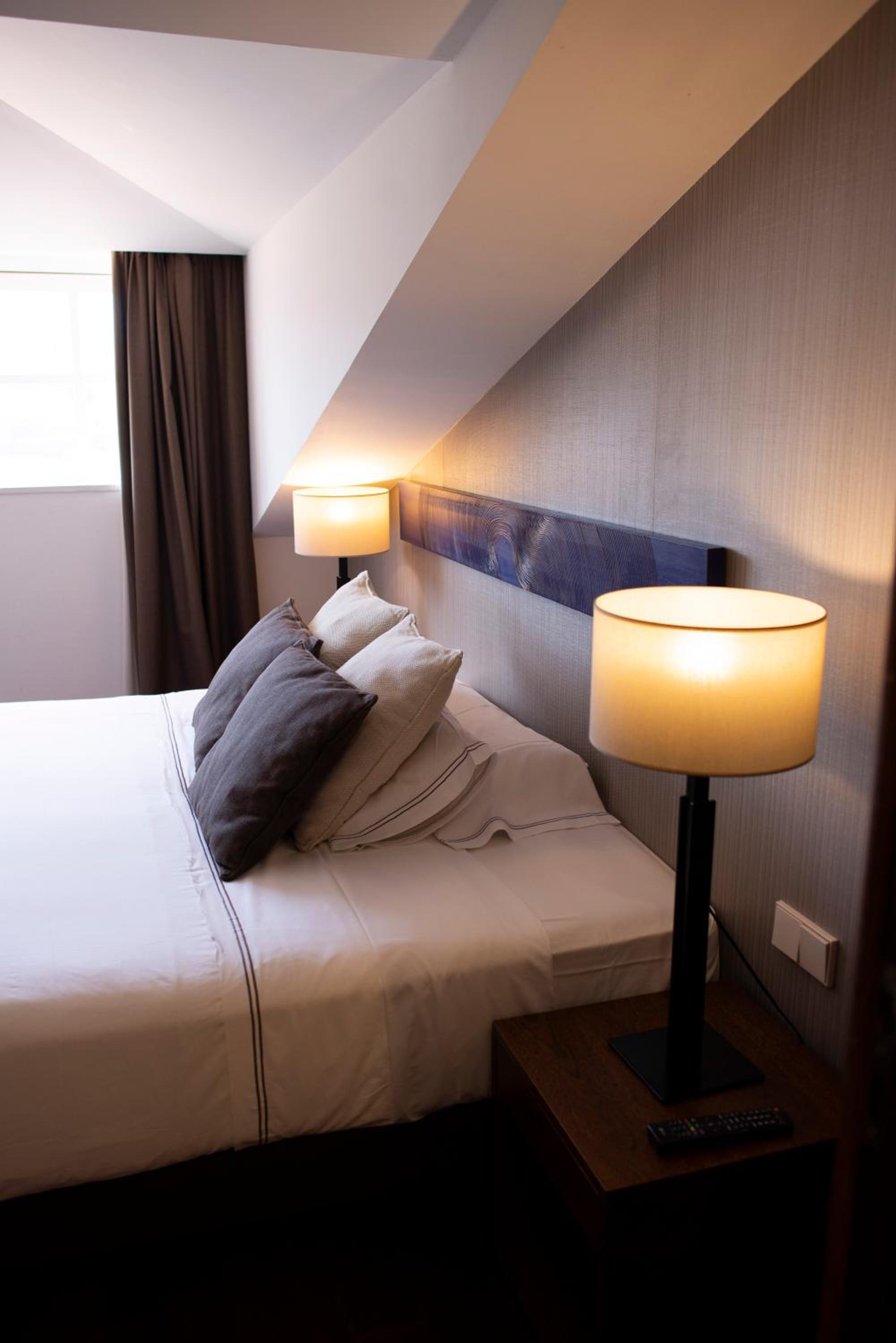 Duplex Suite - Photo 3