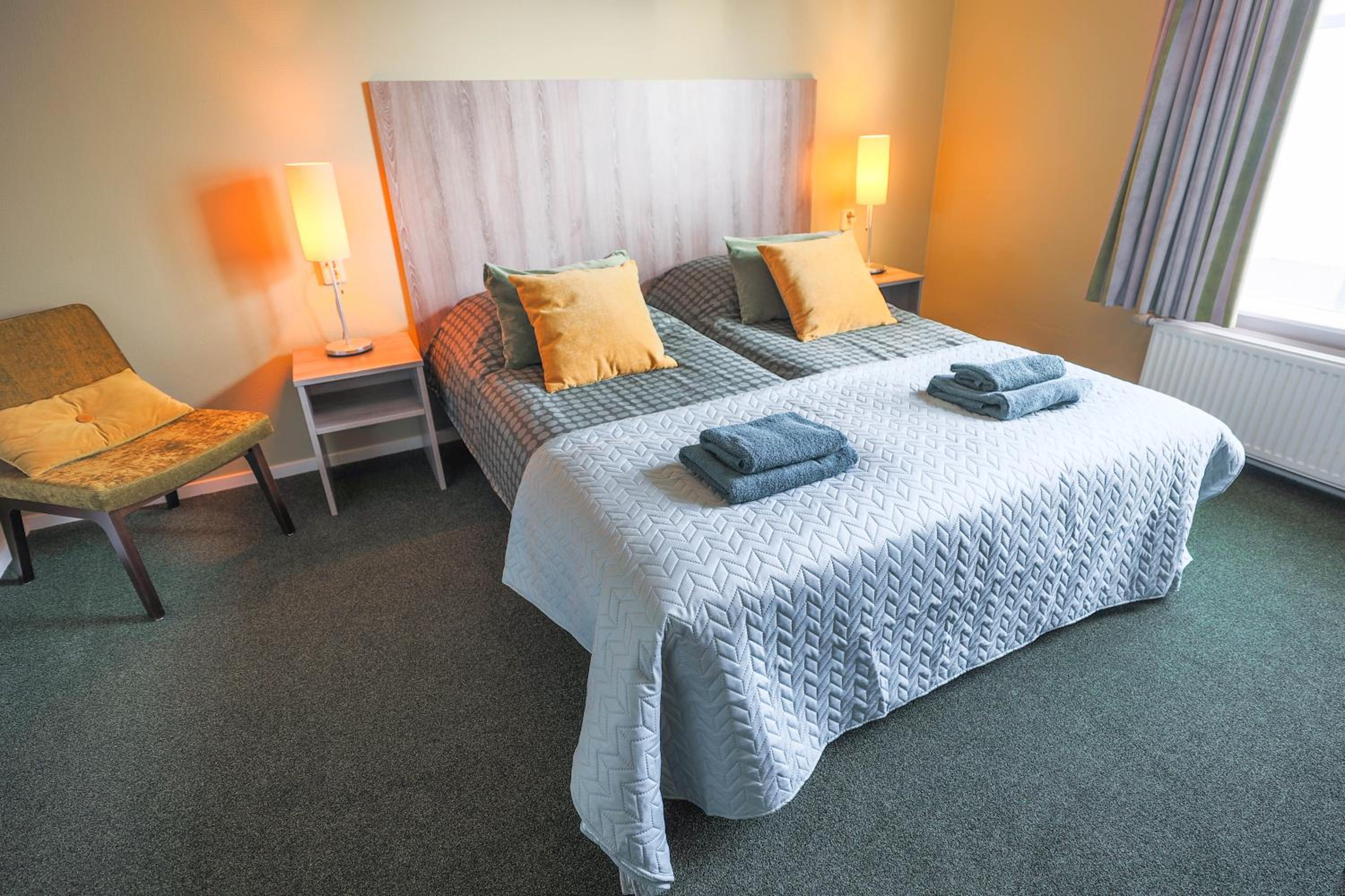 Budget Double Room with Shared Bathroom