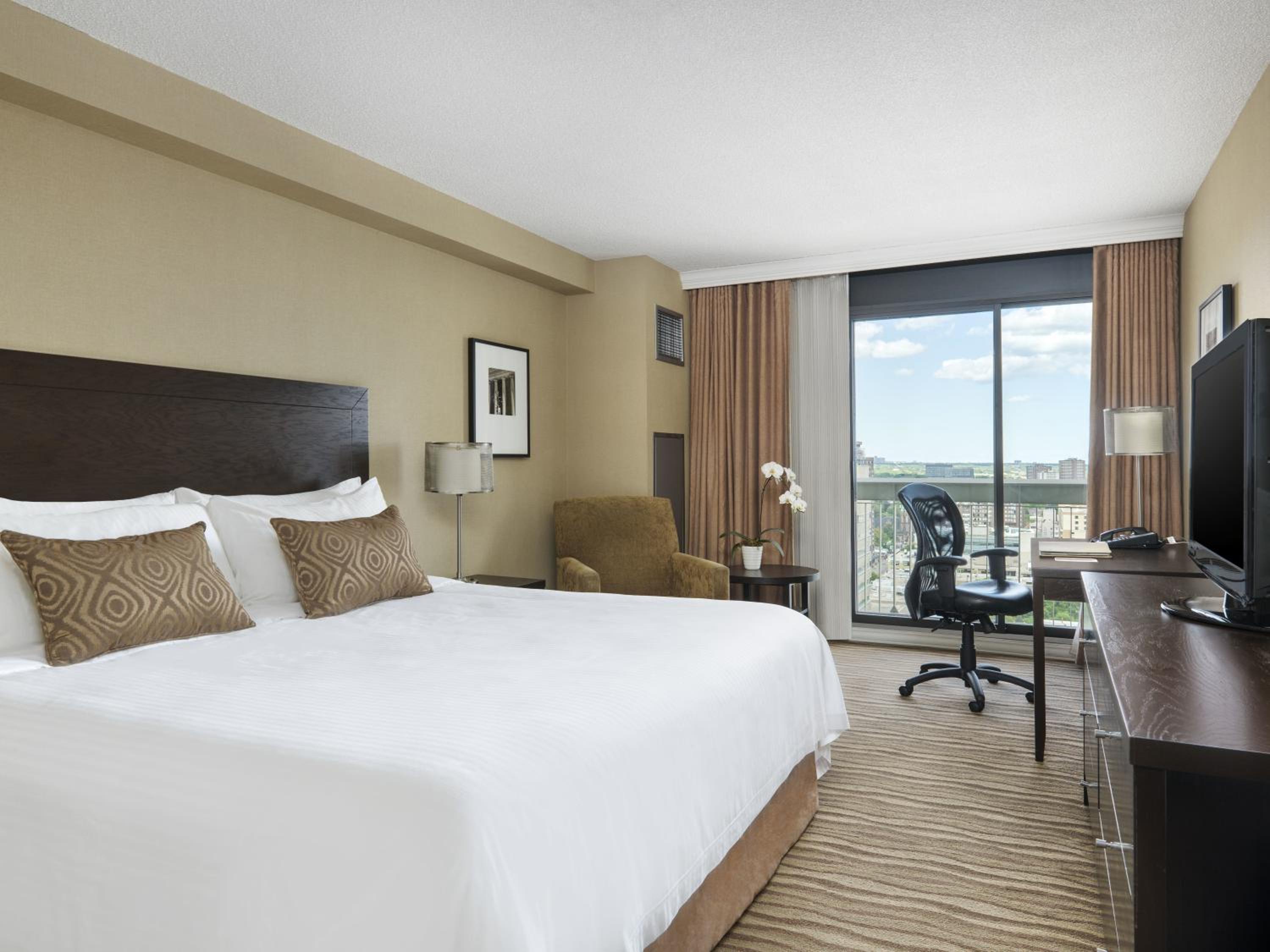Deluxe King Room