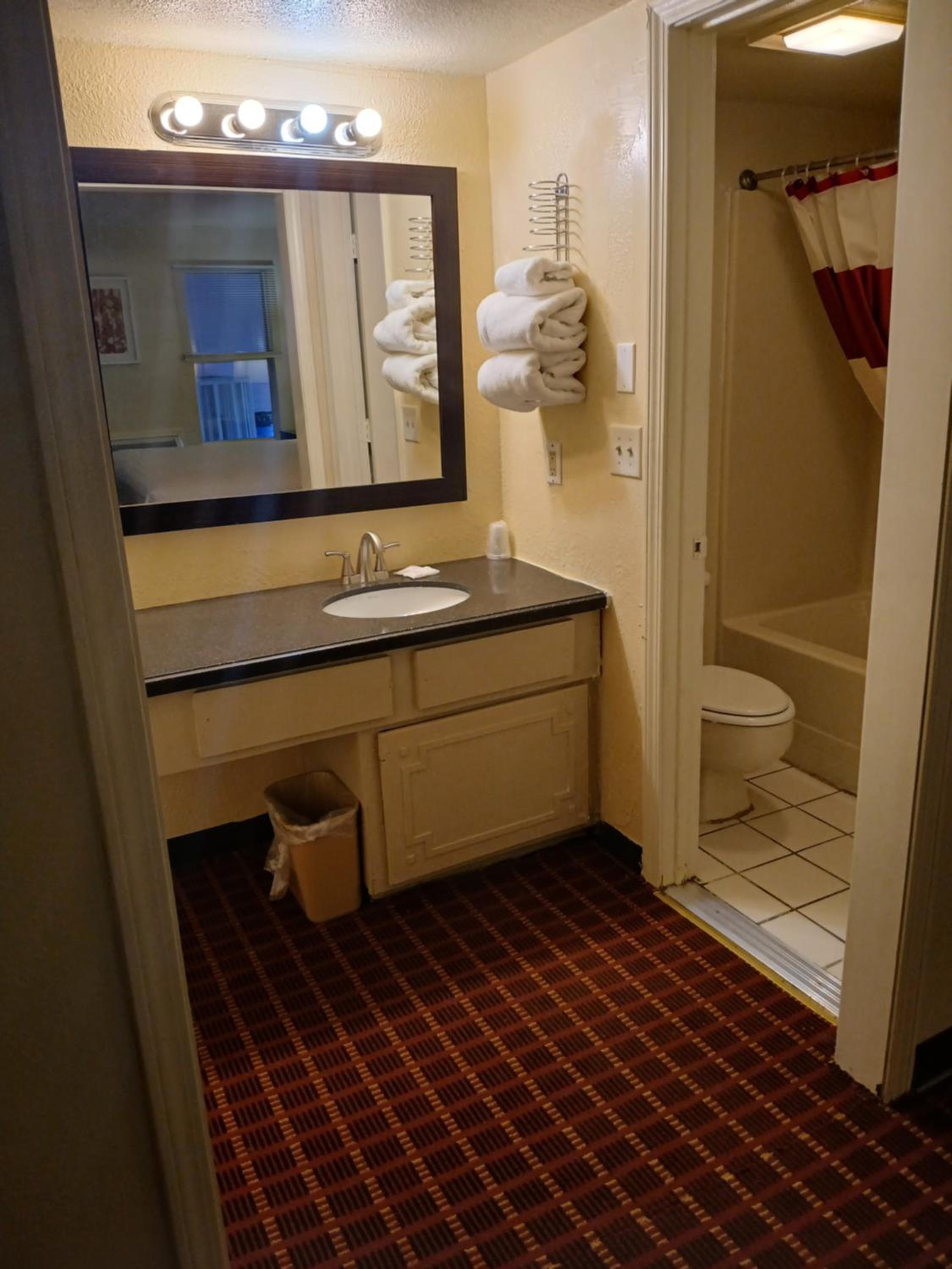 Single Room photo 3