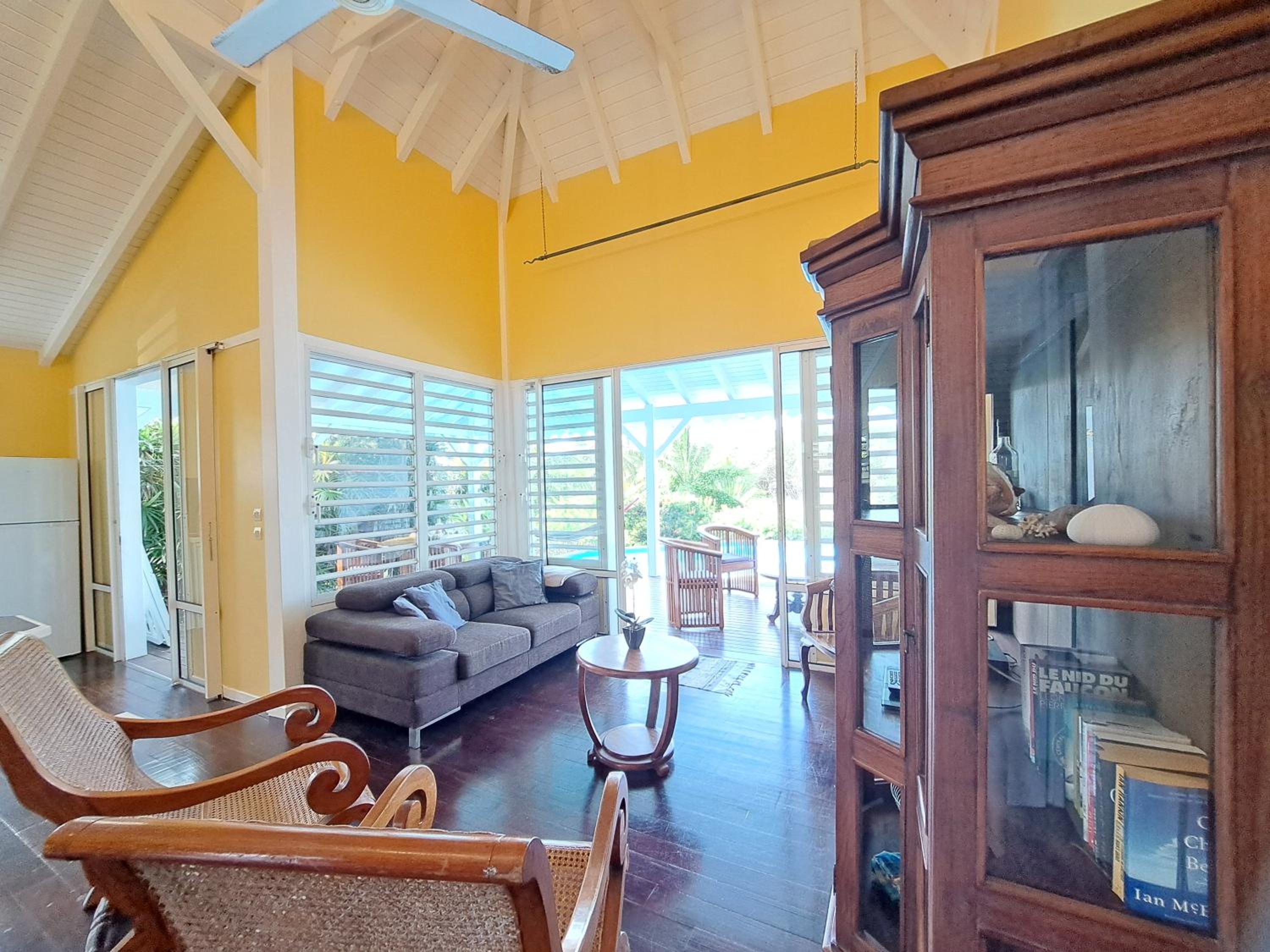 Three-Bedroom House photo 1