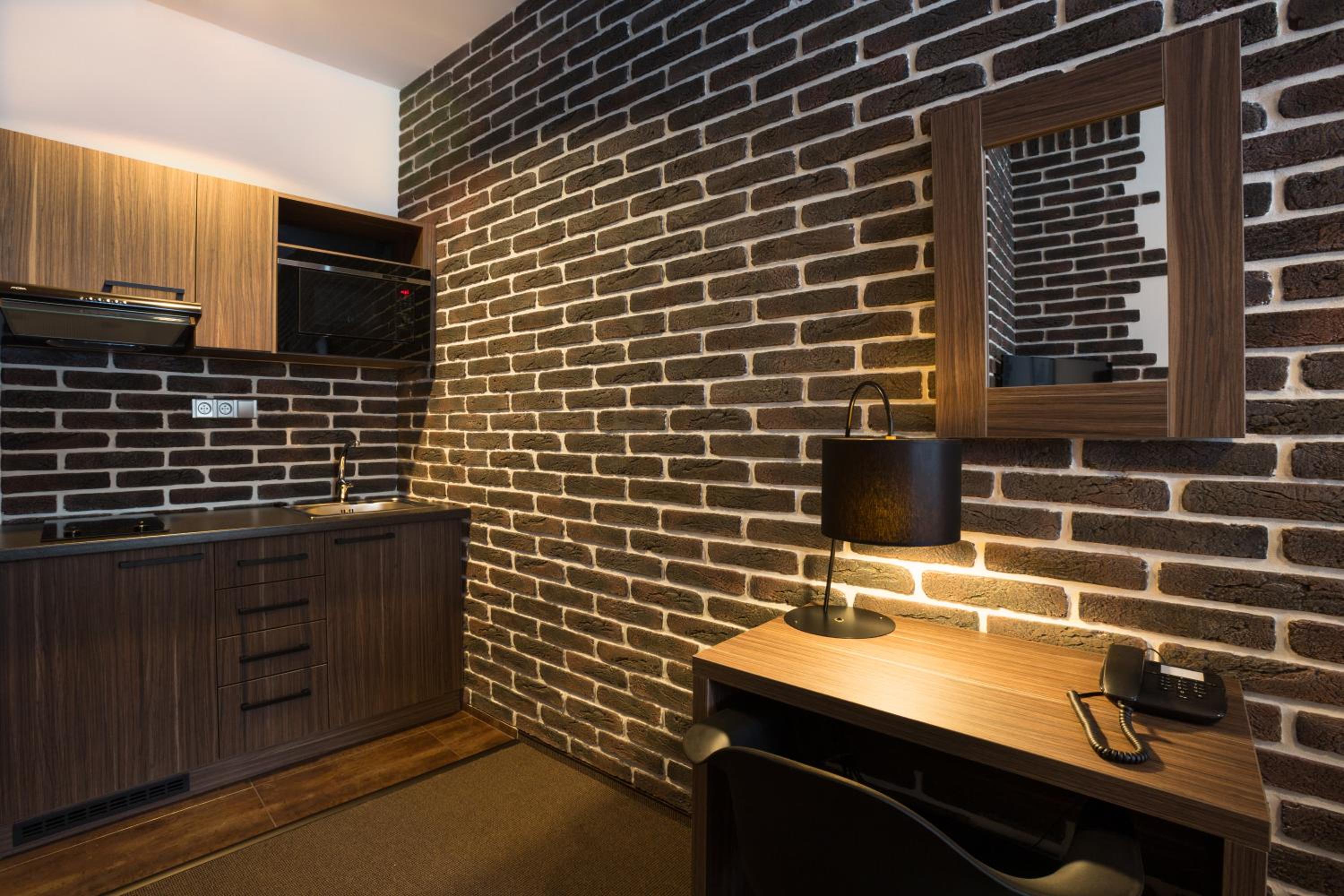 Deluxe Twin Room - Photo 10