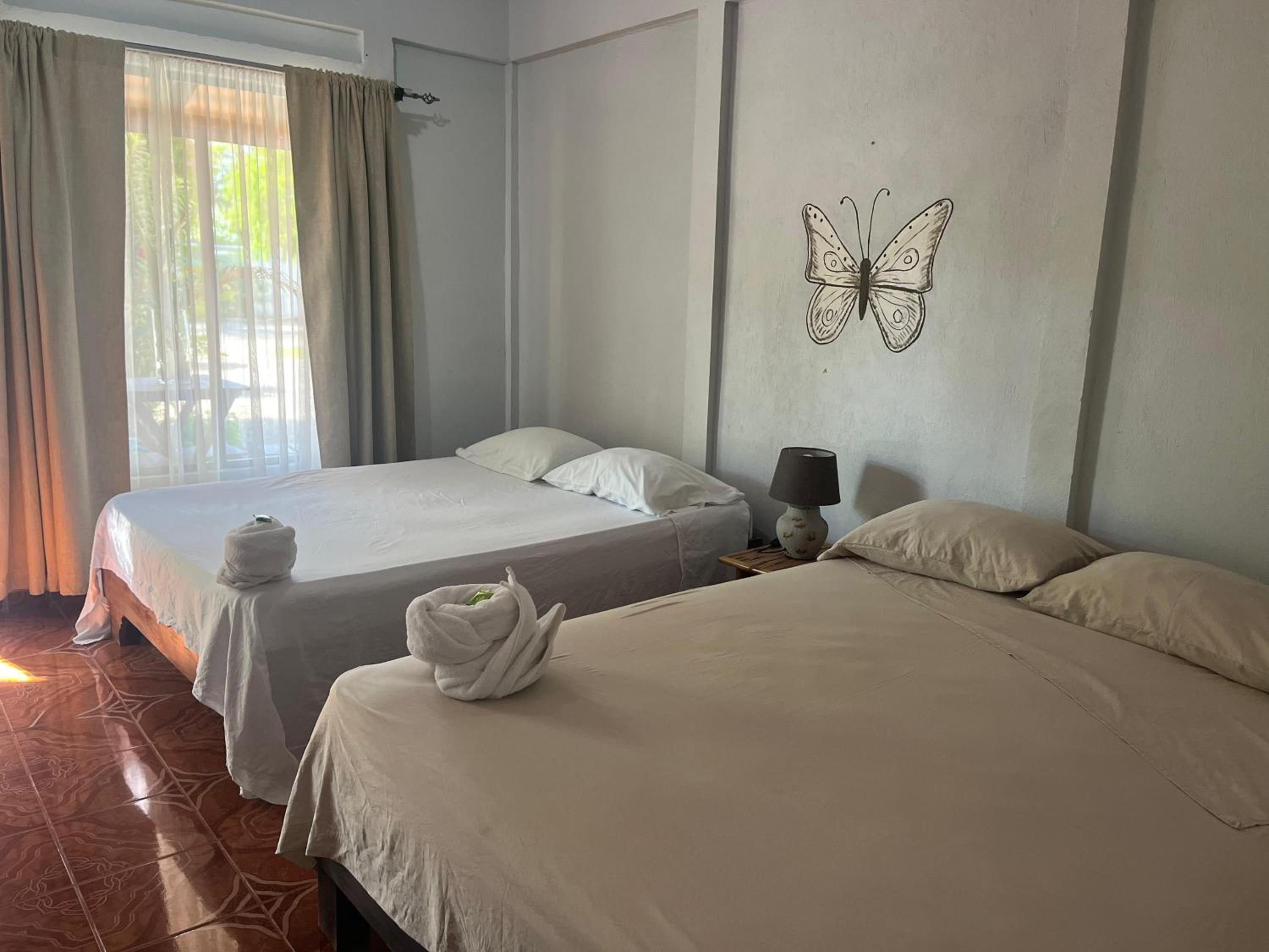 Standard Quadruple Room photo 2