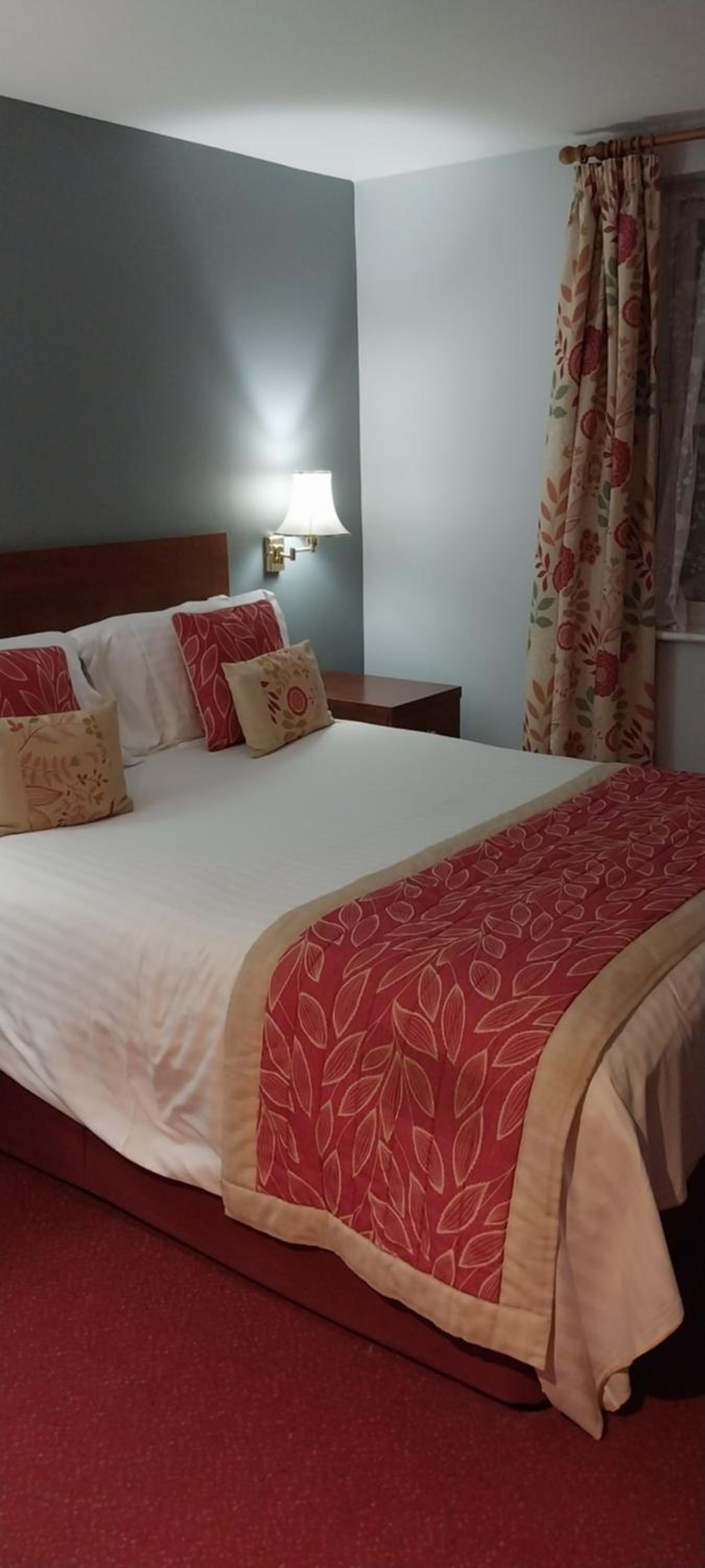 Deluxe King Room photo 3