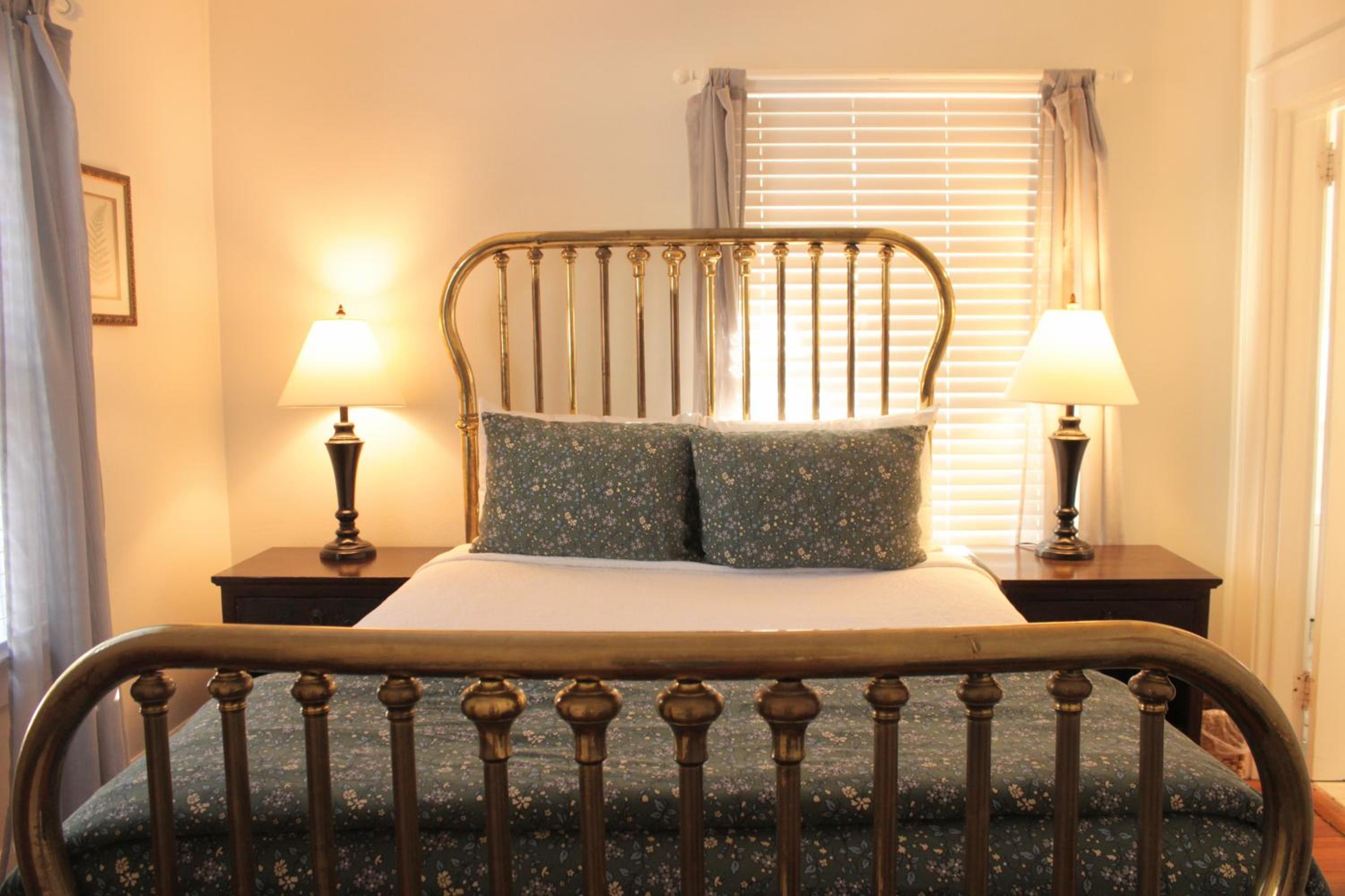 Guest Cottage 2