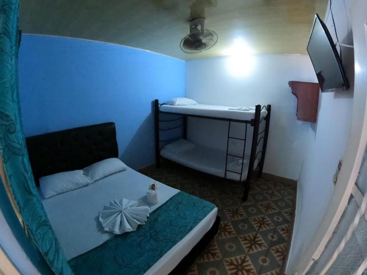 Economy Quadruple Room photo 2