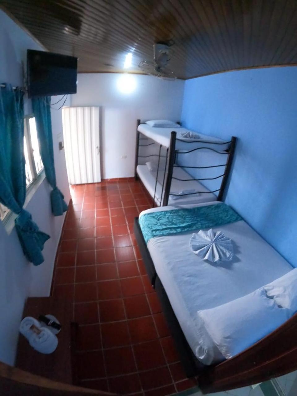 Economy Quadruple Room photo 3