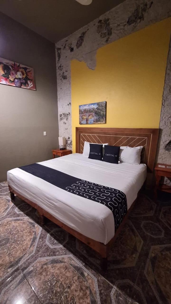 Superior King Room photo 2