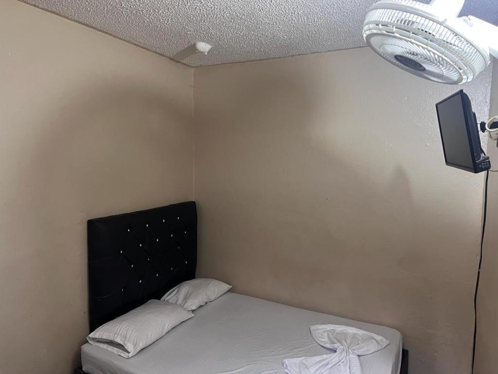 Economy Single Room photo 1