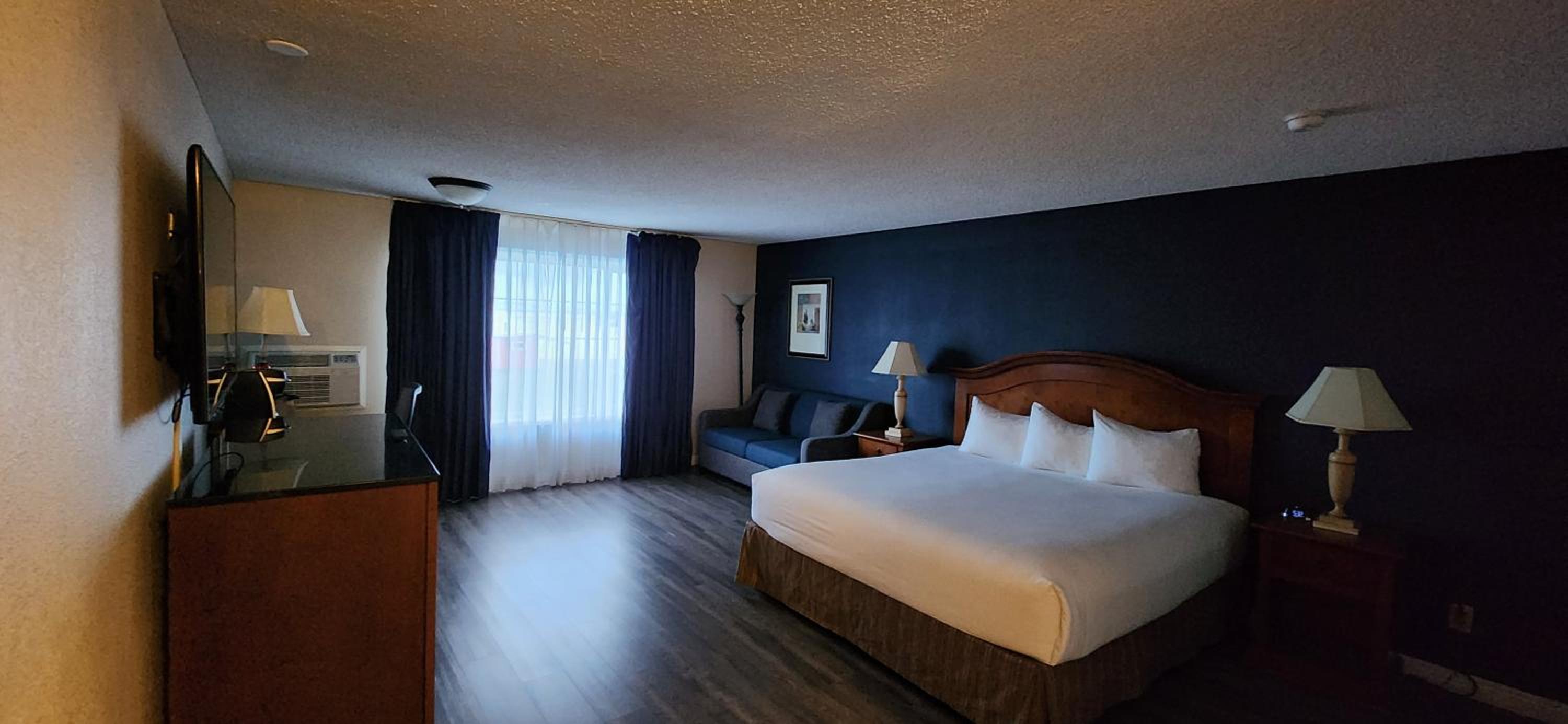 Family Suite - Photo 1