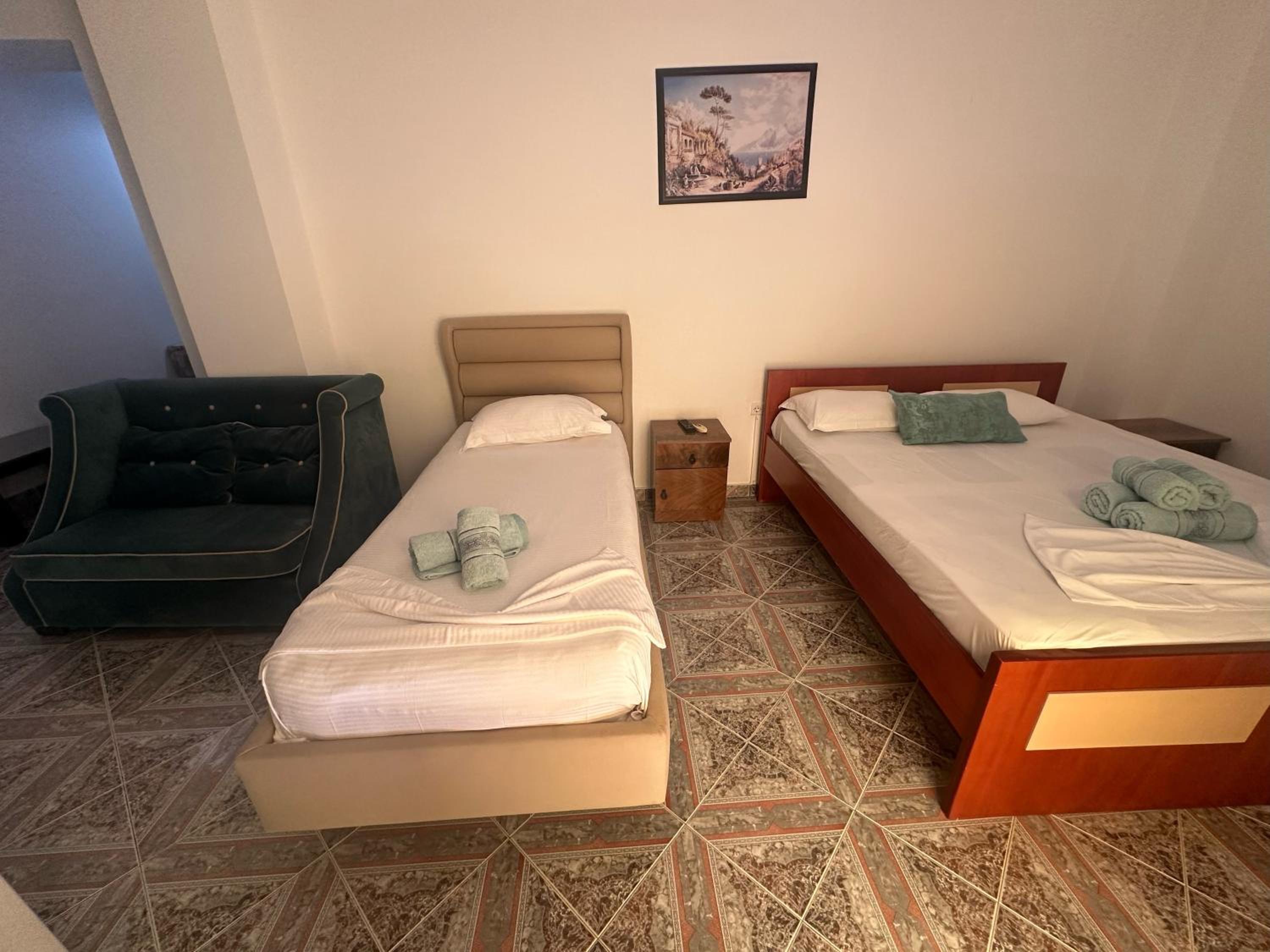 Economy Quadruple Room