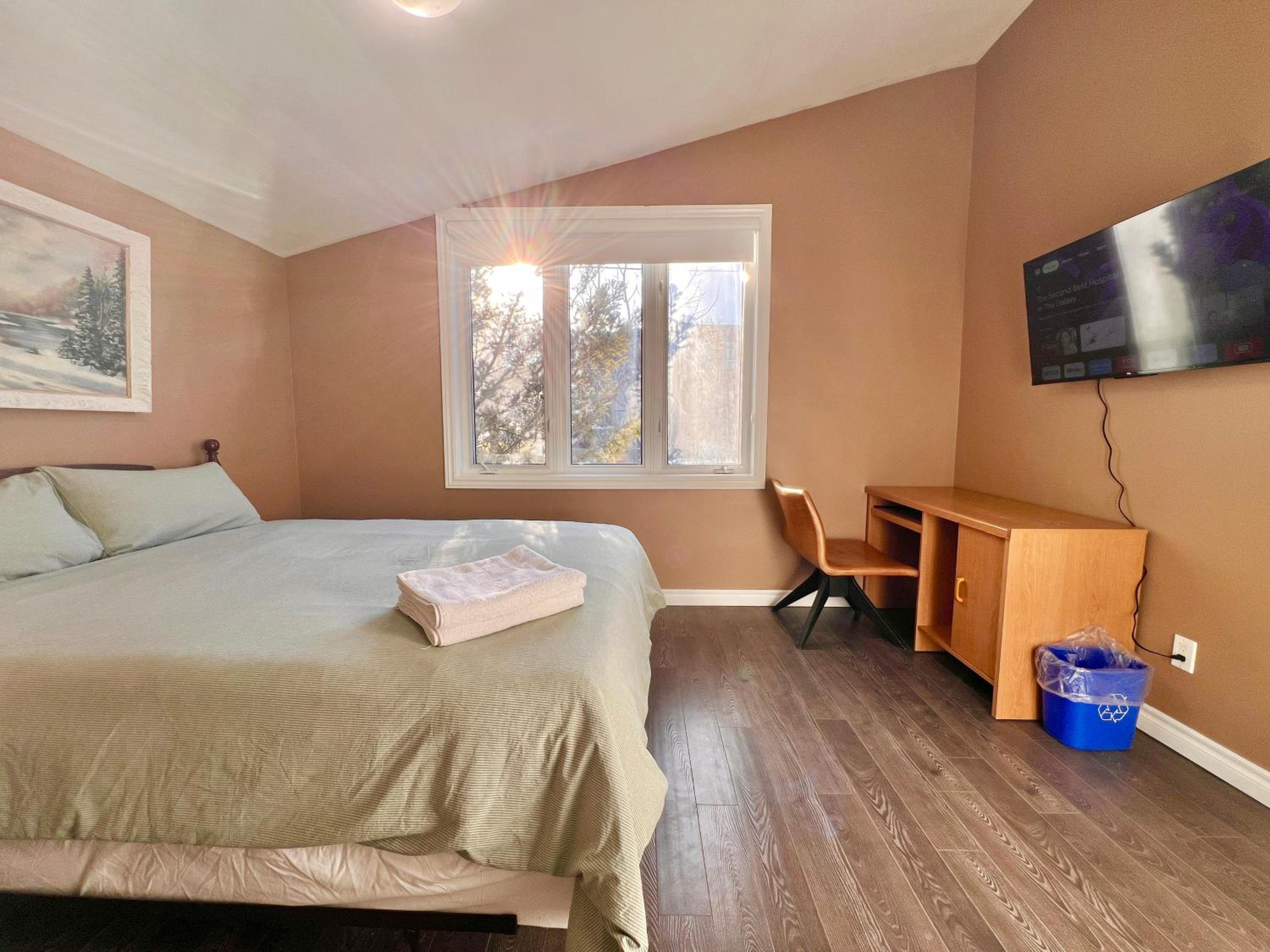 Deluxe Queen Room photo 2