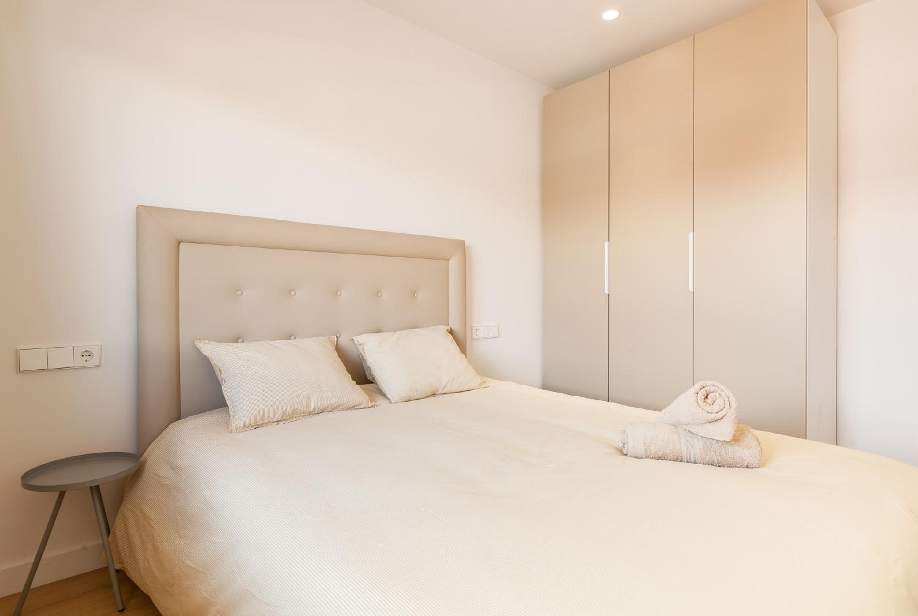 Two-Bedroom Deluxe Apartment with Ocean View photo 2