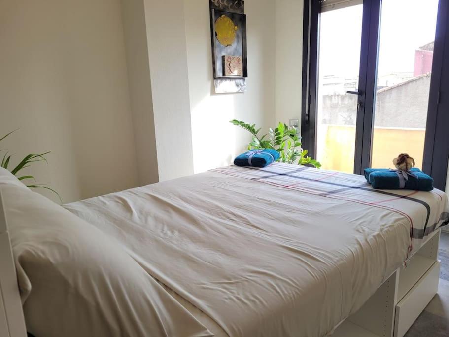 Apartment With Terrace photo 3